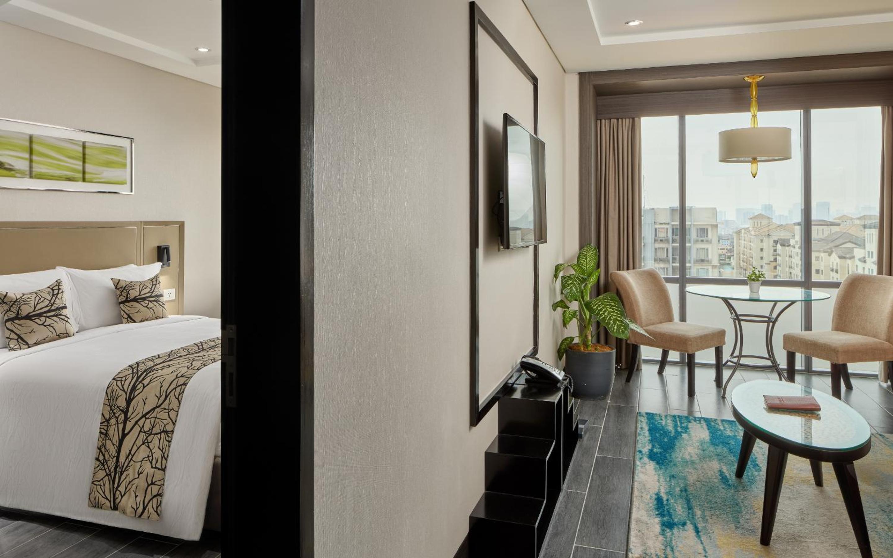 One Bedroom Suite with Living Room