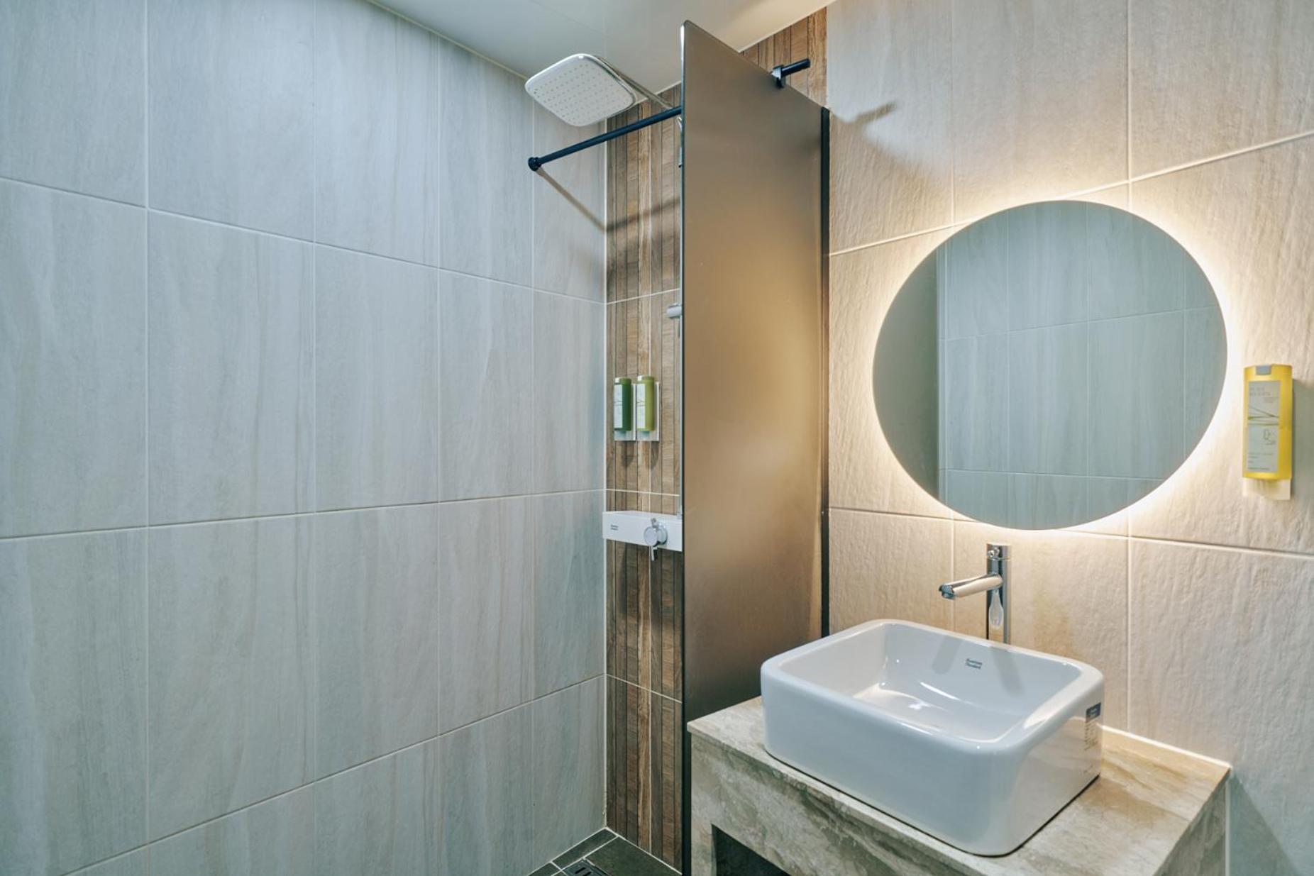 Deluxe Twin Room - No View