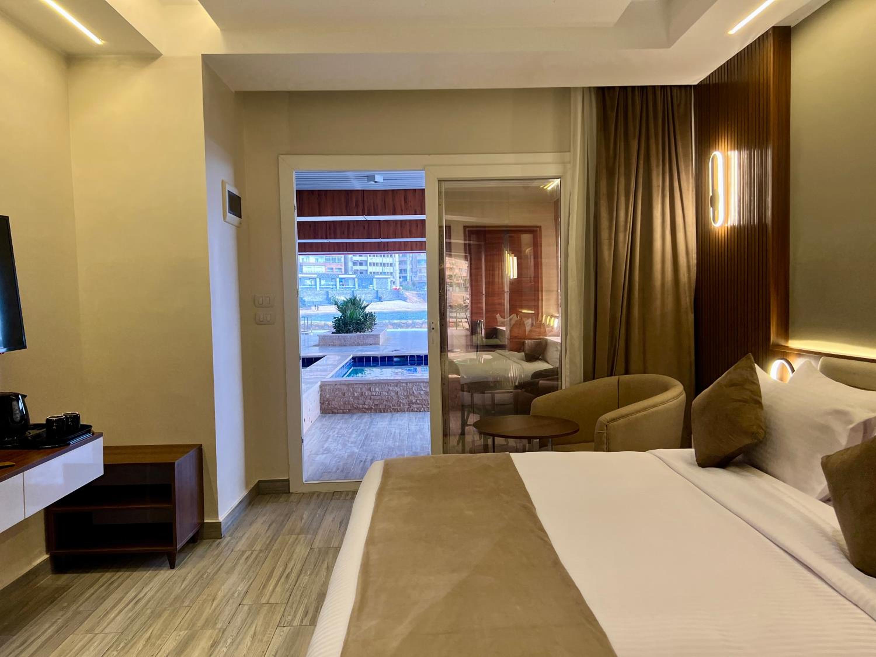 Superior Double or Twin Room with Pool View