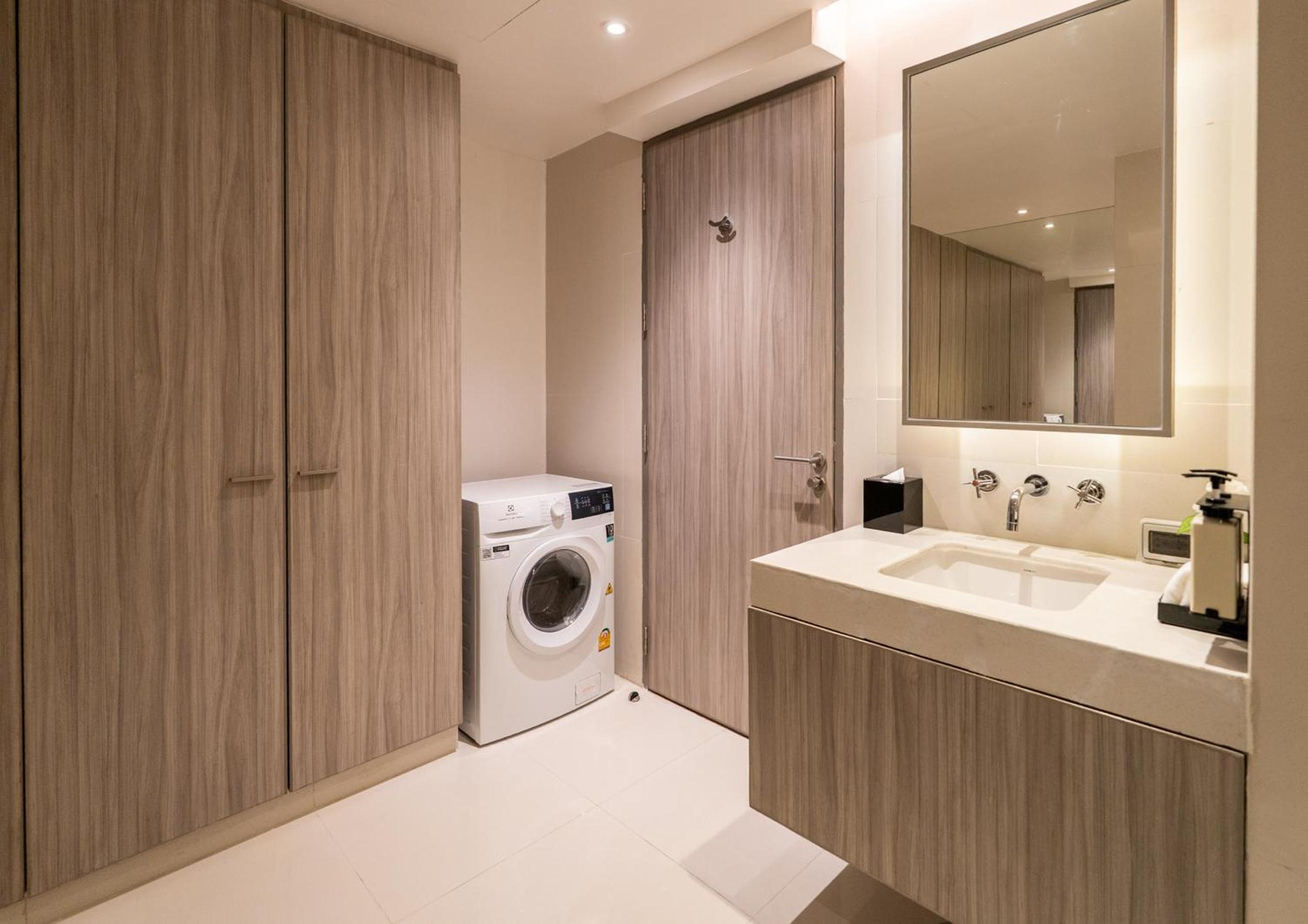 One-Bedroom Deluxe 
