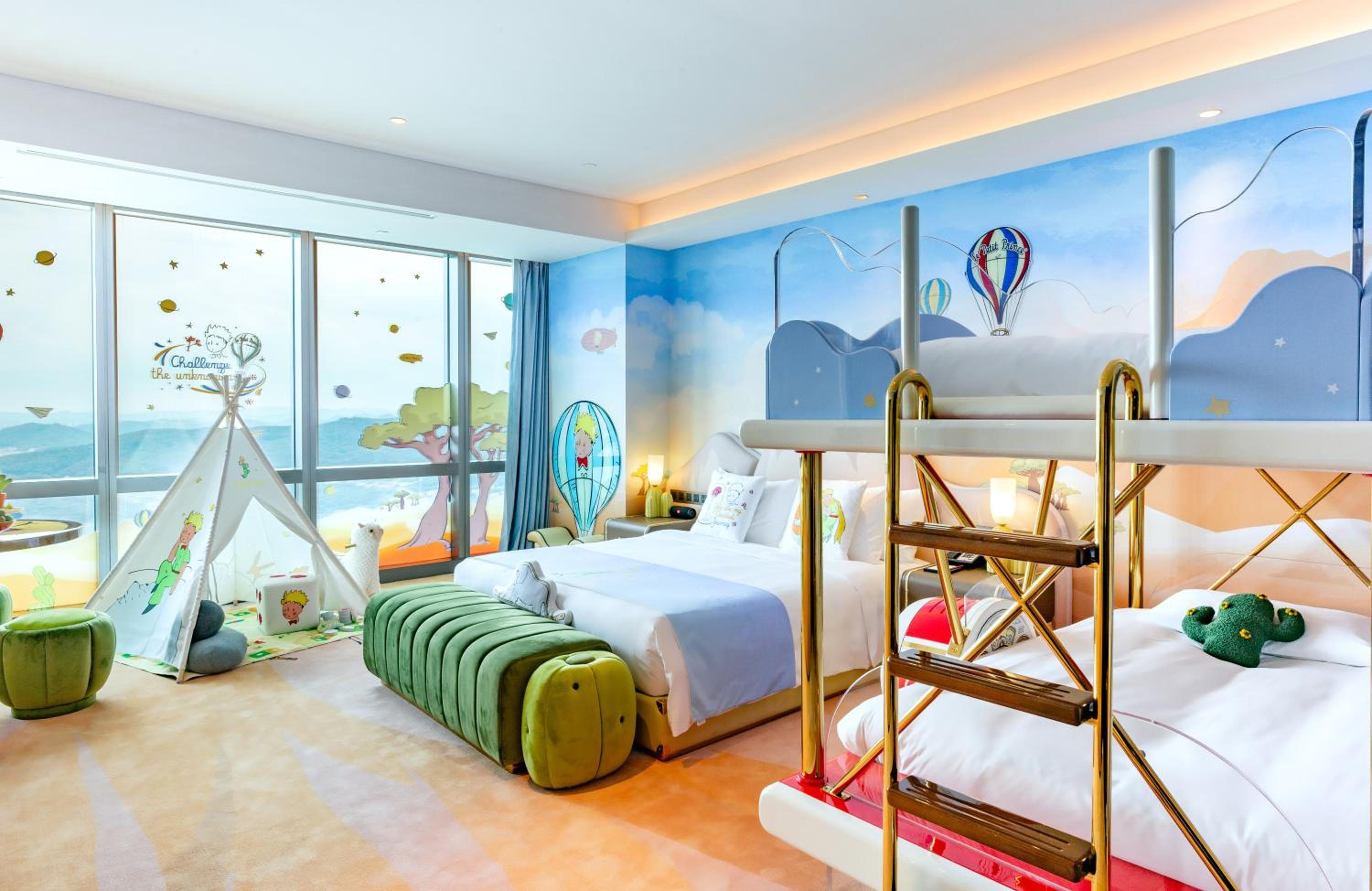 Deluxe Family King Room with River View - Lepetie Theme