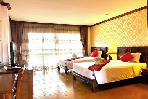 Deluxe Twin Room в Aiyaree Place Resort