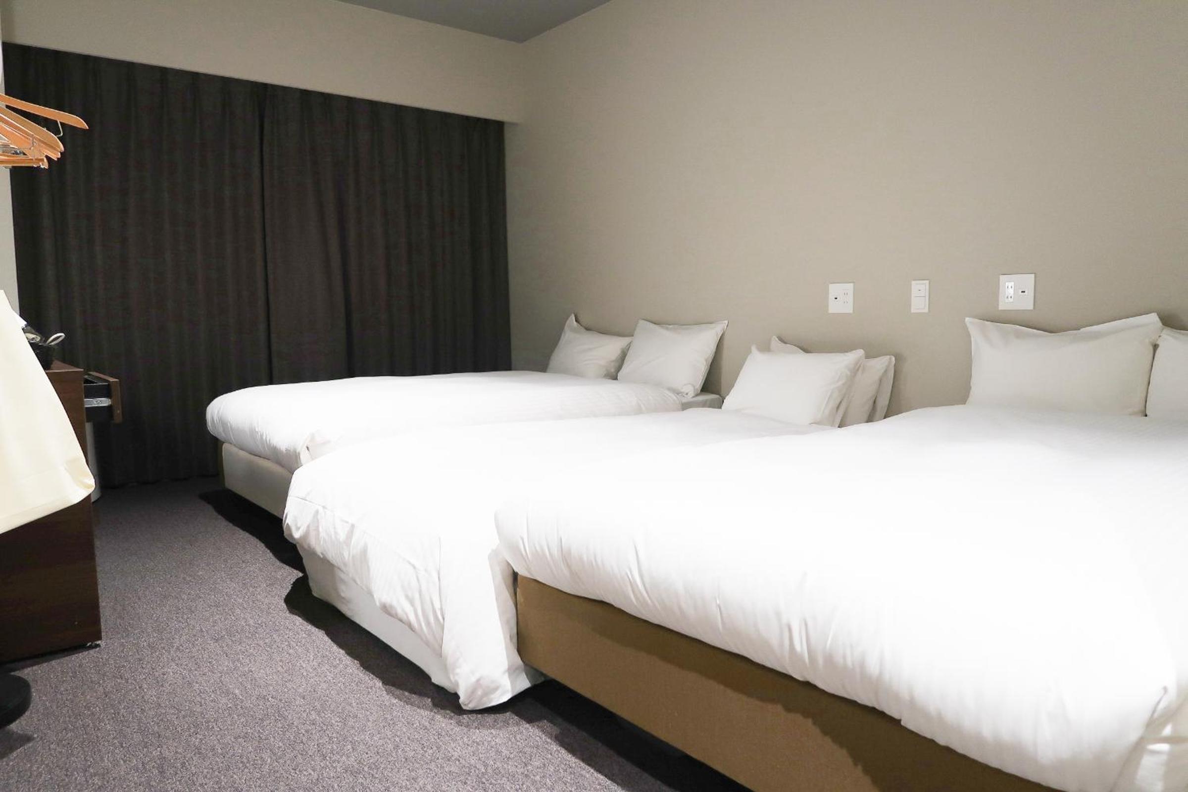 Economy Triple Room