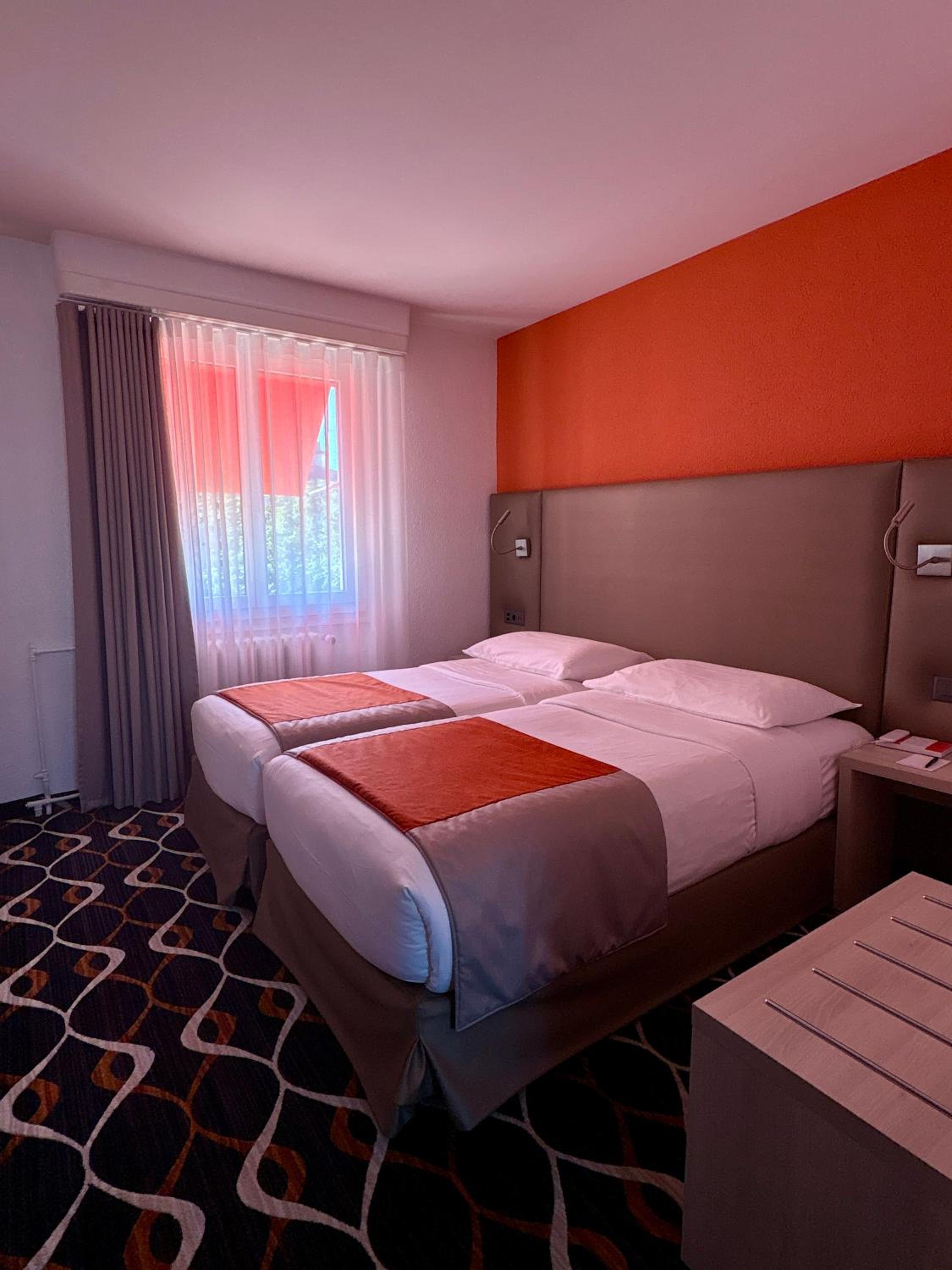 Junior Suite with Shower
