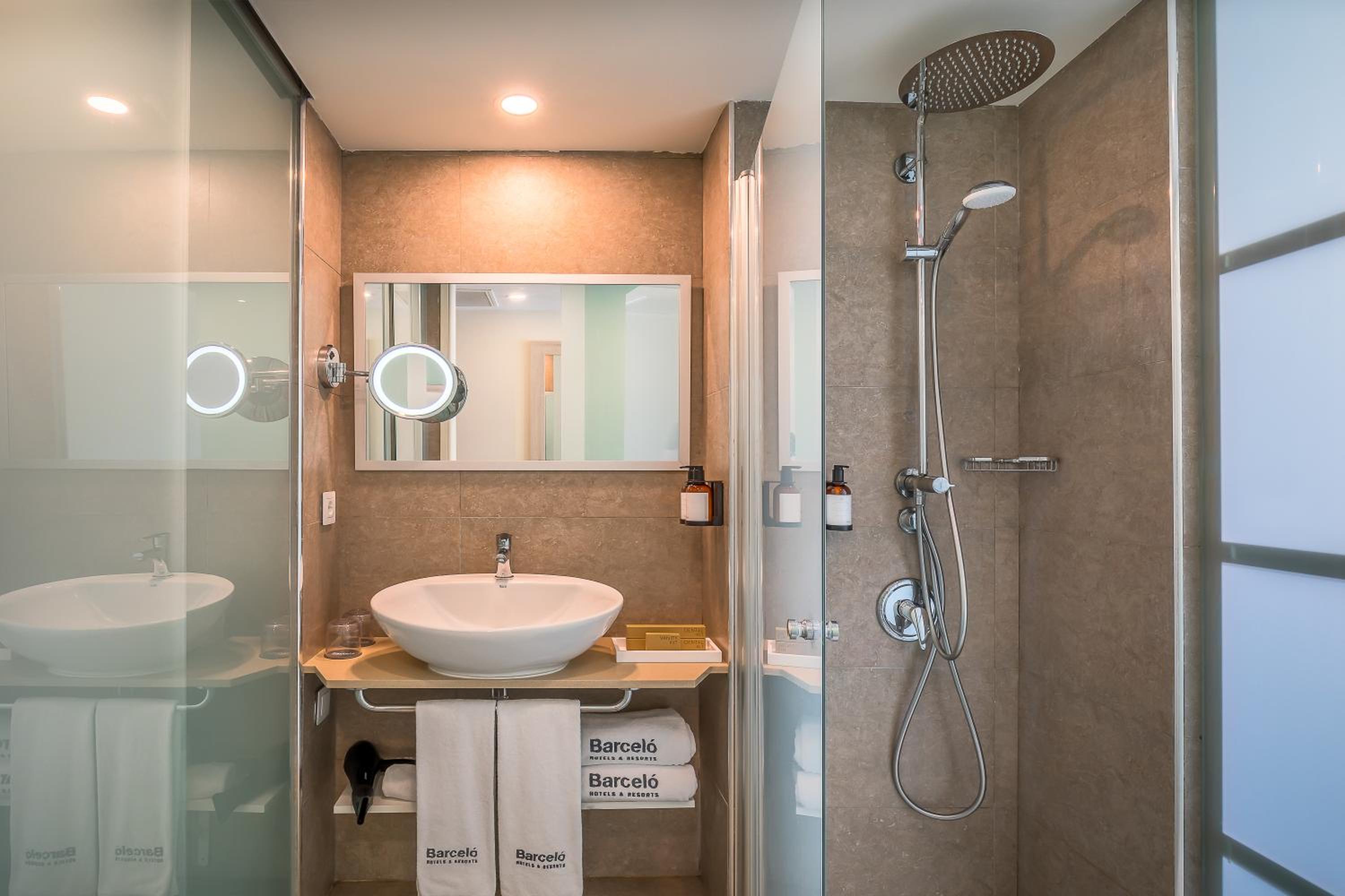 Double or Twin Room with Spa Access