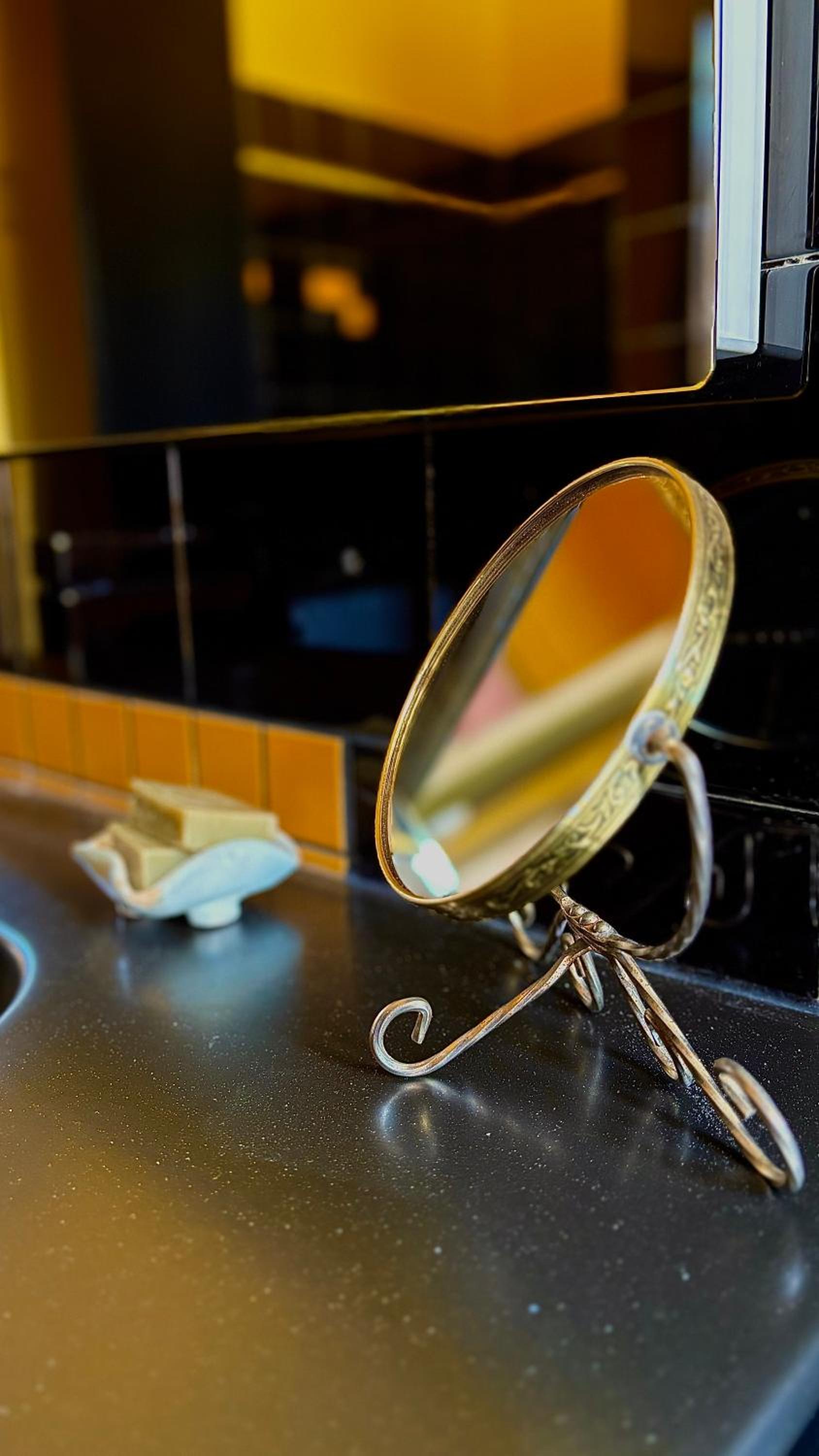 Apartment with City View