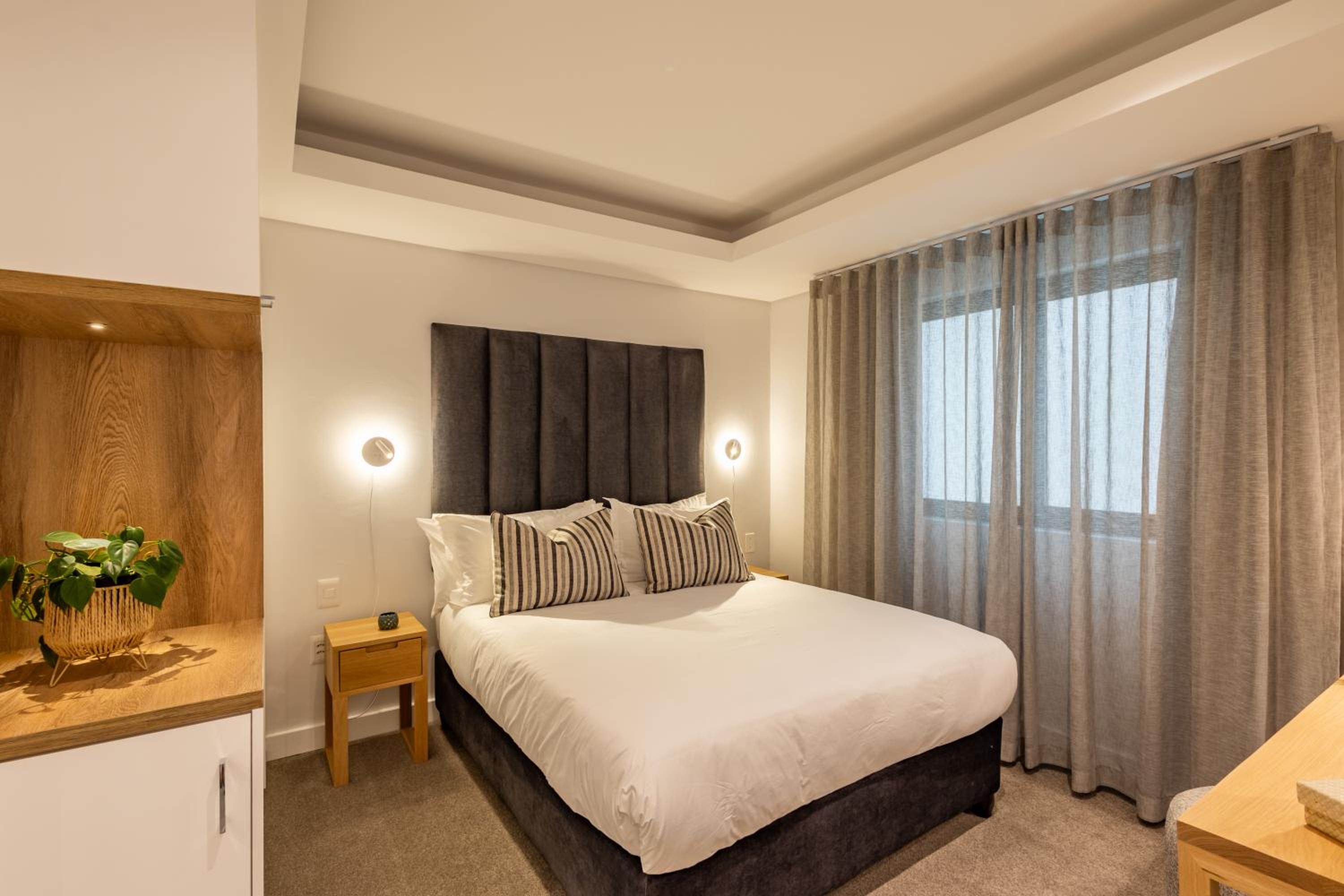 Three Bedroom Luxury Apartment 203