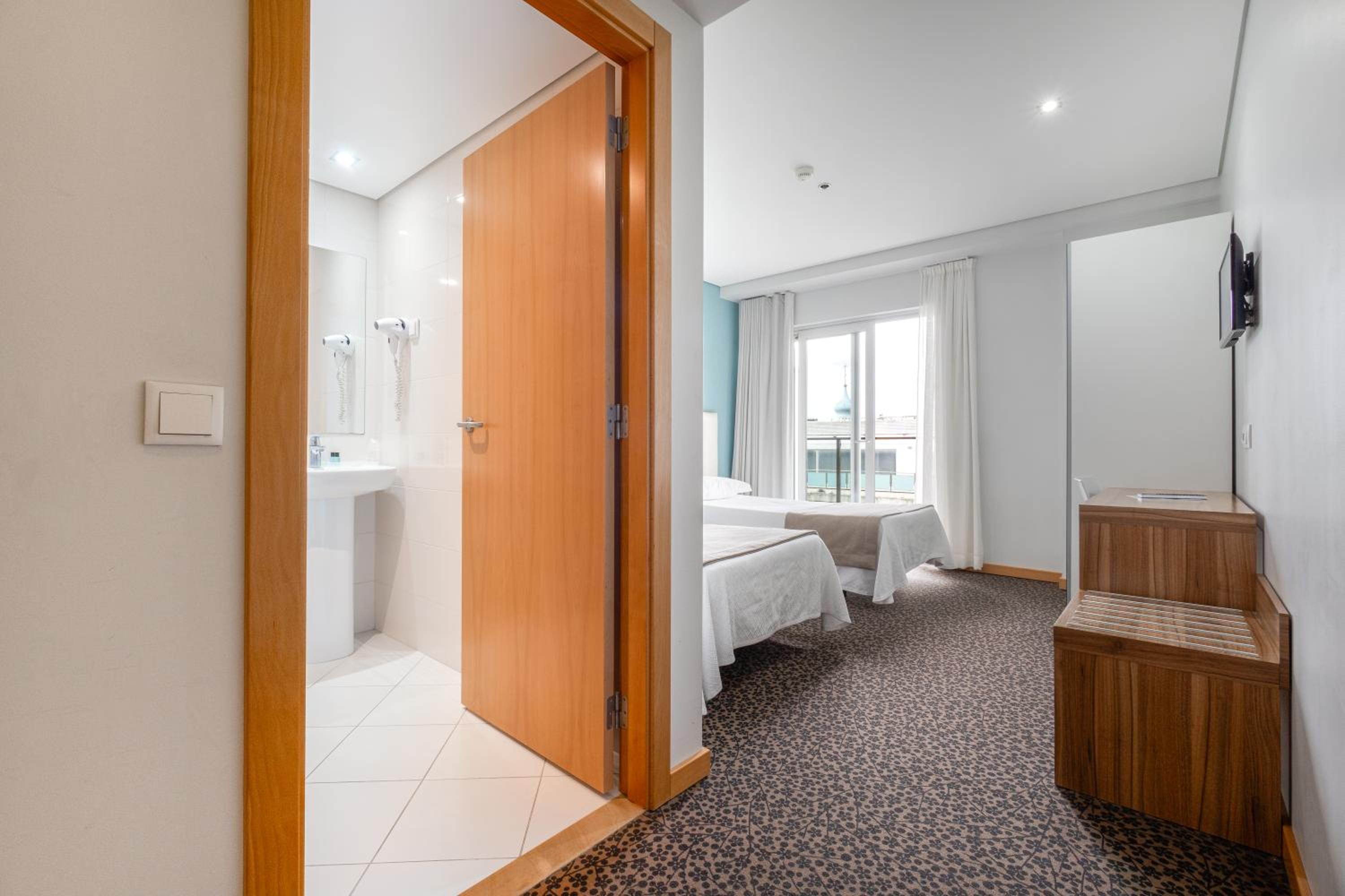 Twin Room with Balcony