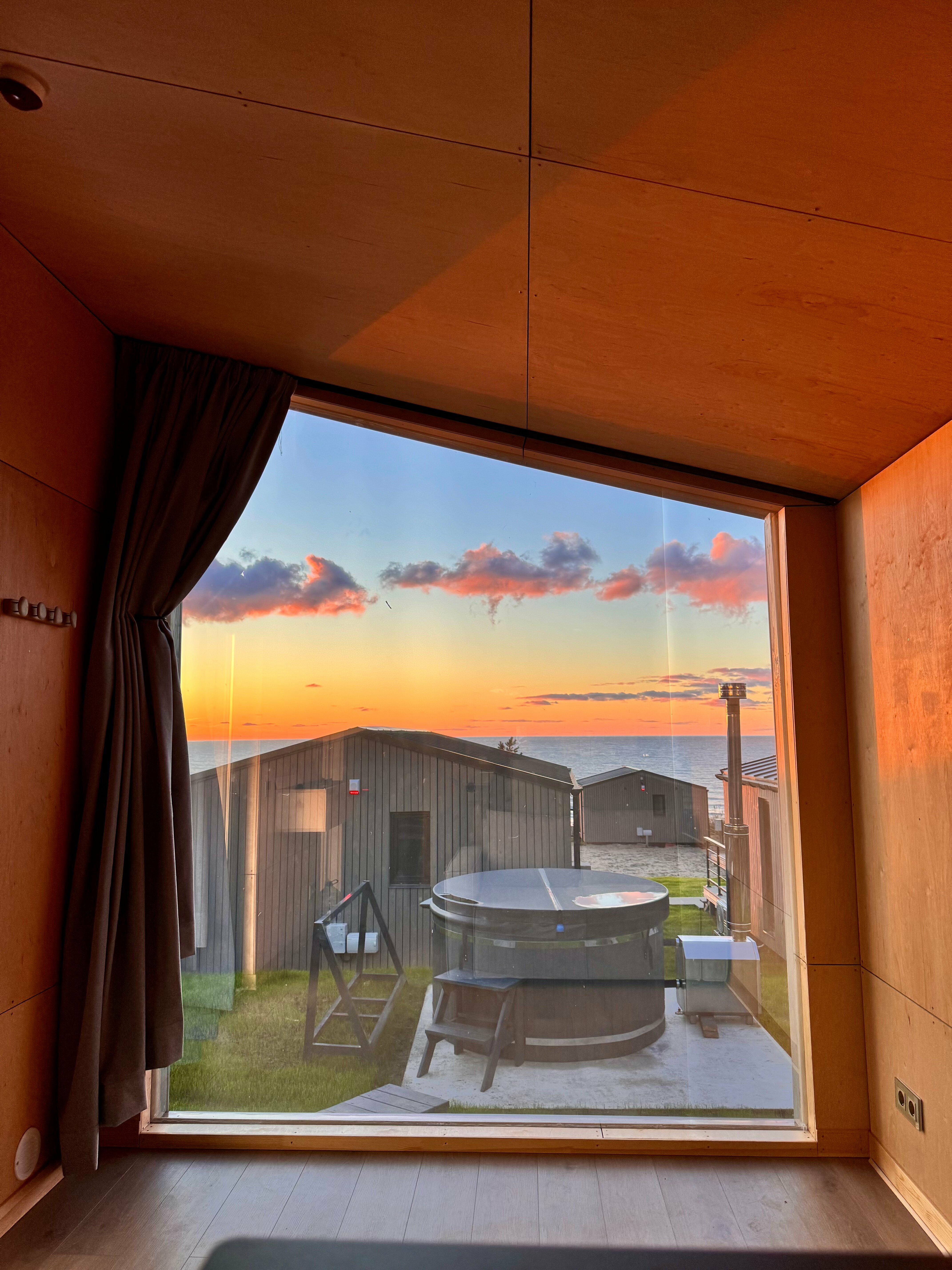 Лодж с видом на море и собственной купелью с подогревом