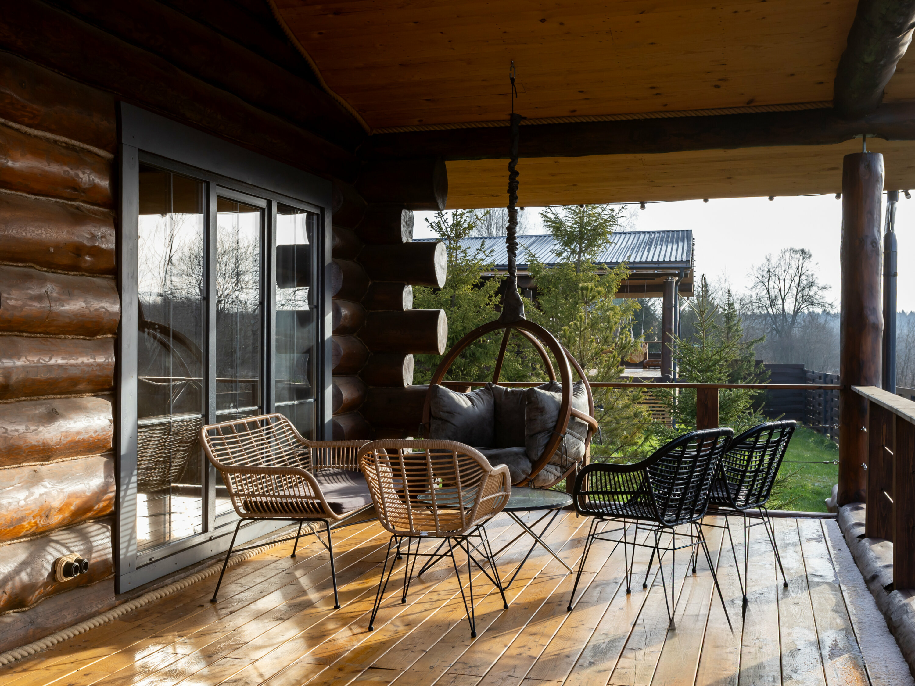 Дом с видом на лес