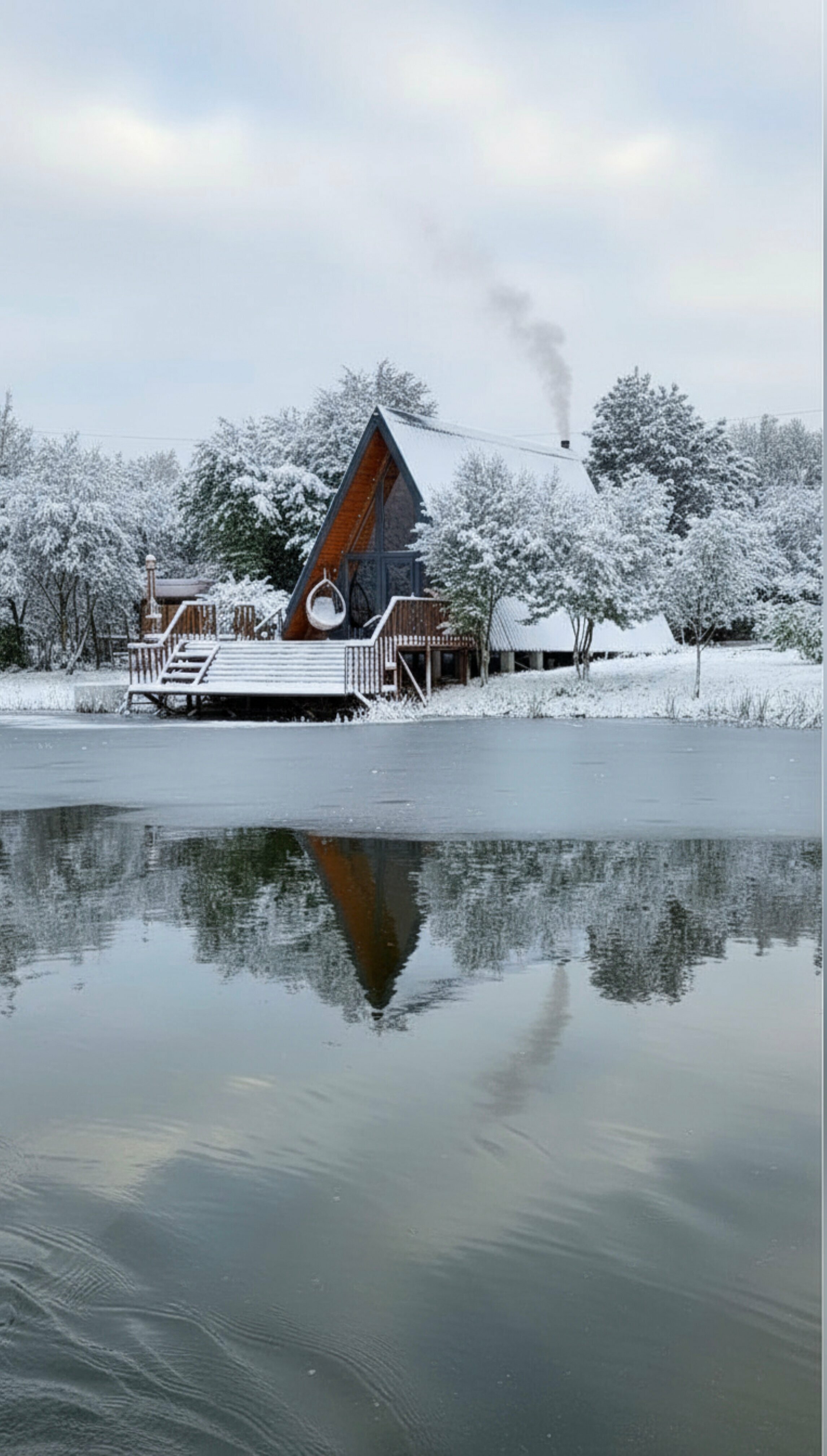 Четырехместный номер с видом на озеро