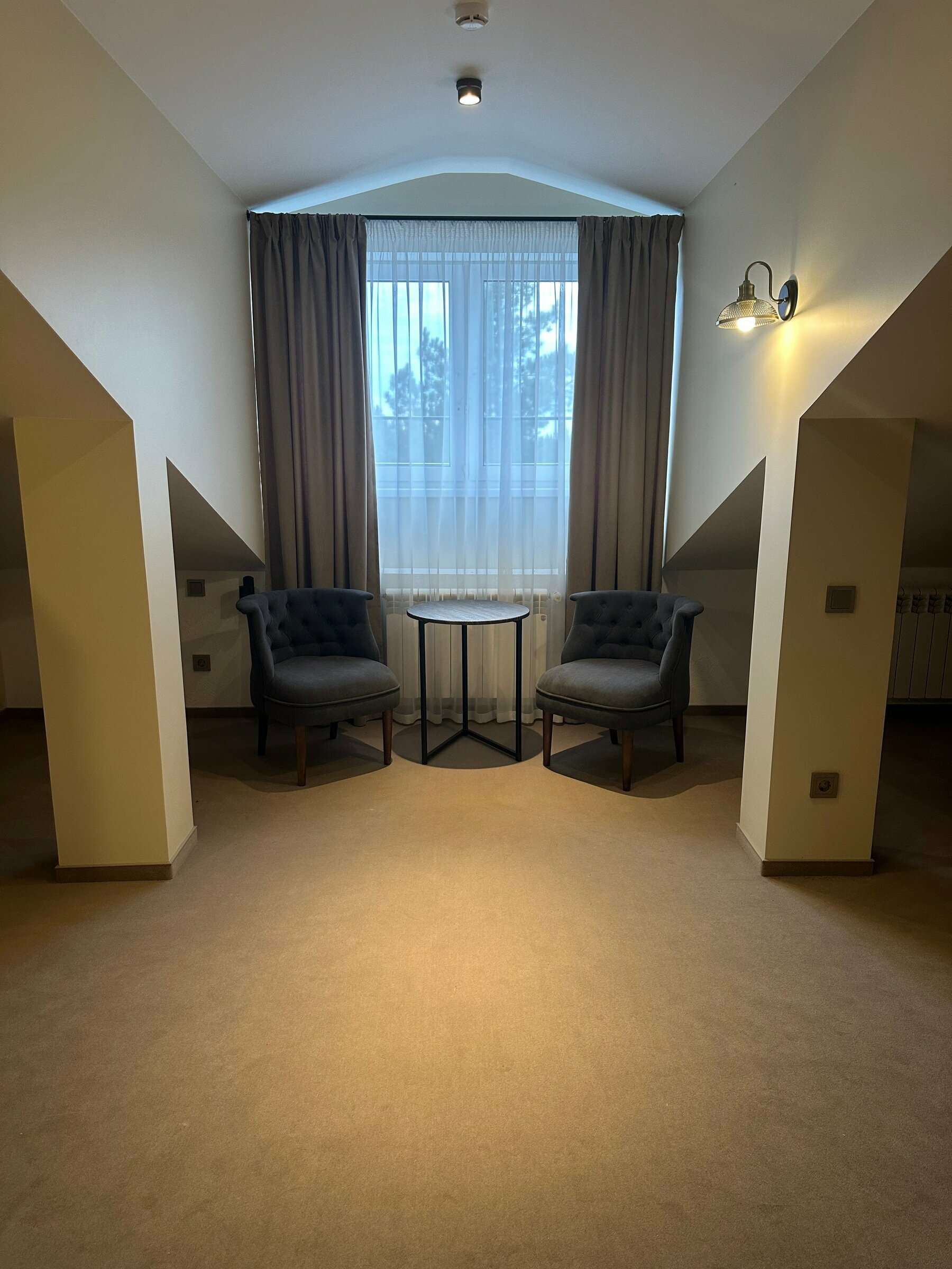 Джуниор Сюит 5-й этаж (502)