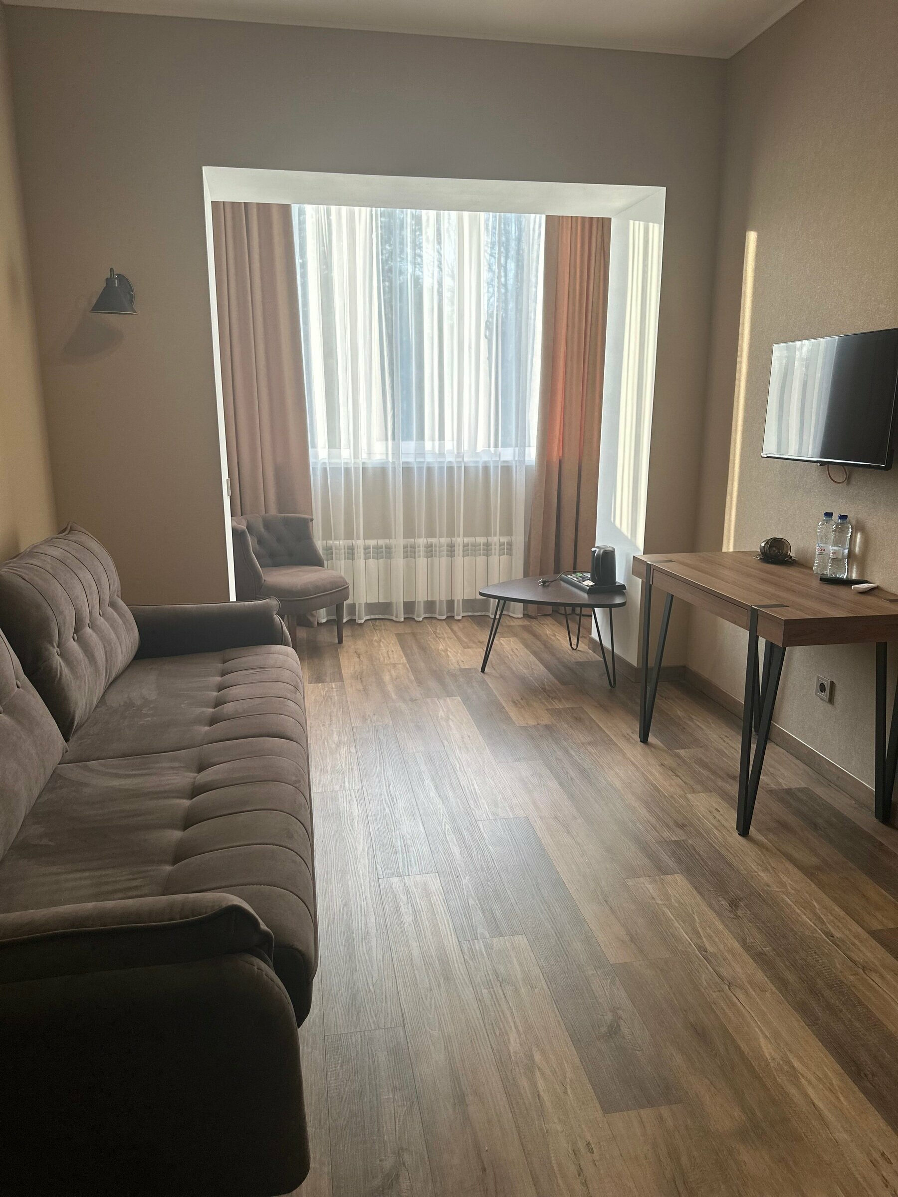 Джуниор Сюит 3-й этаж (306)