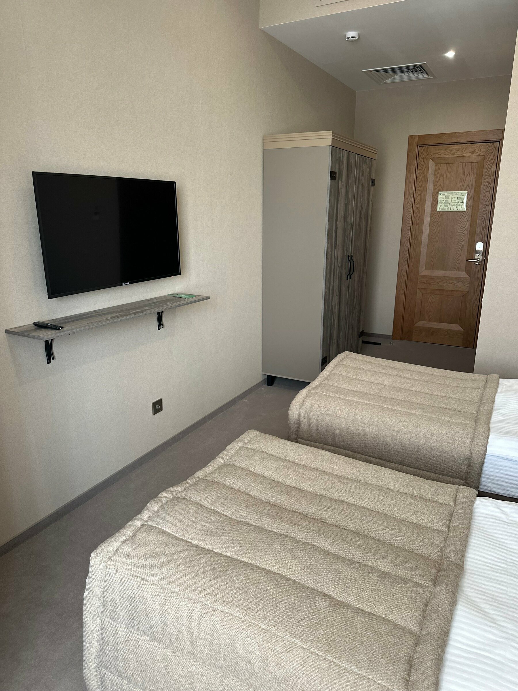 Стандарт двухместный 4-й этаж (402)