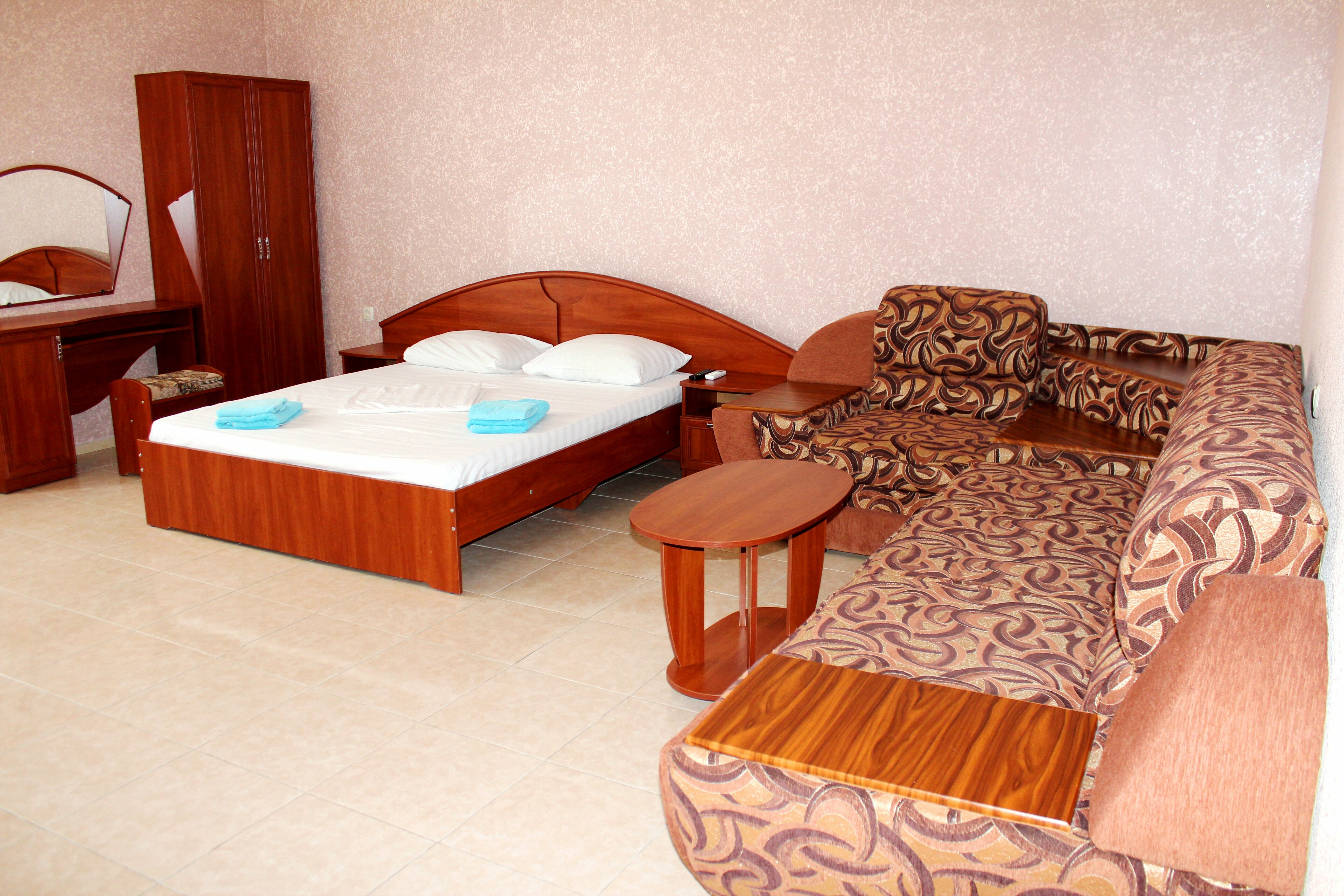 Четырехместный Комфорт с Балконом