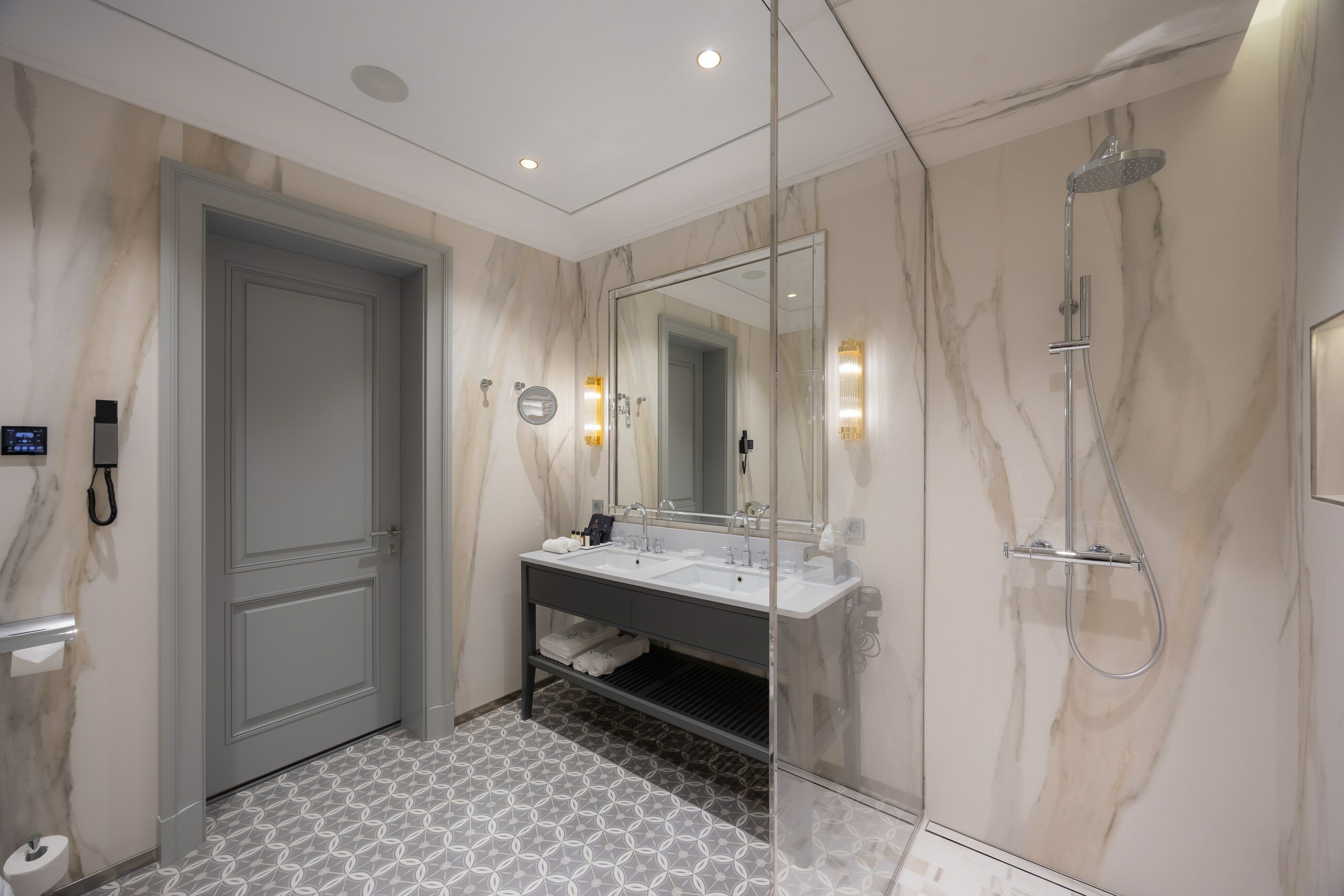 Делюкс с террасой и видом на Кремль