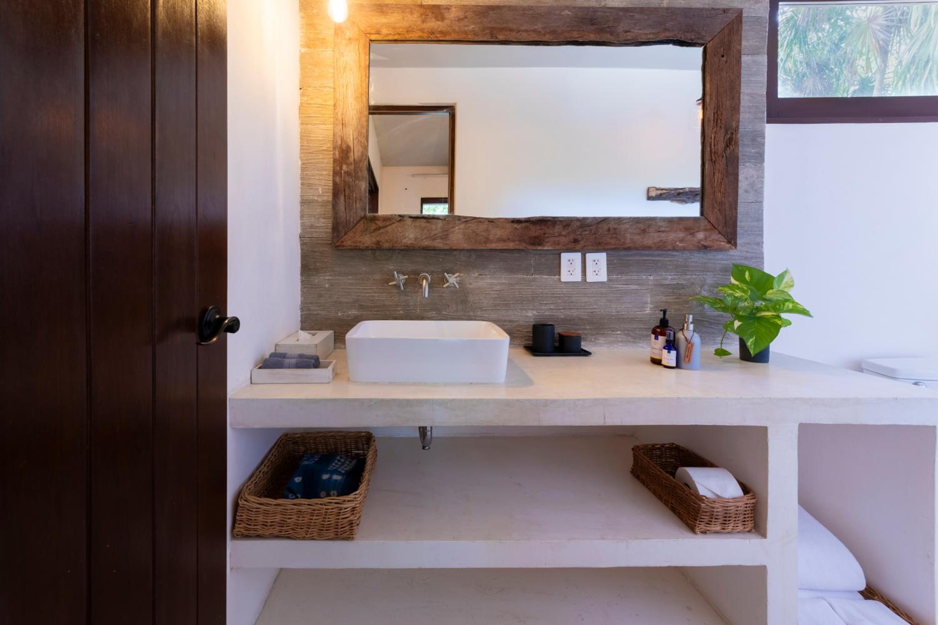 Jungle Suite with Terrace