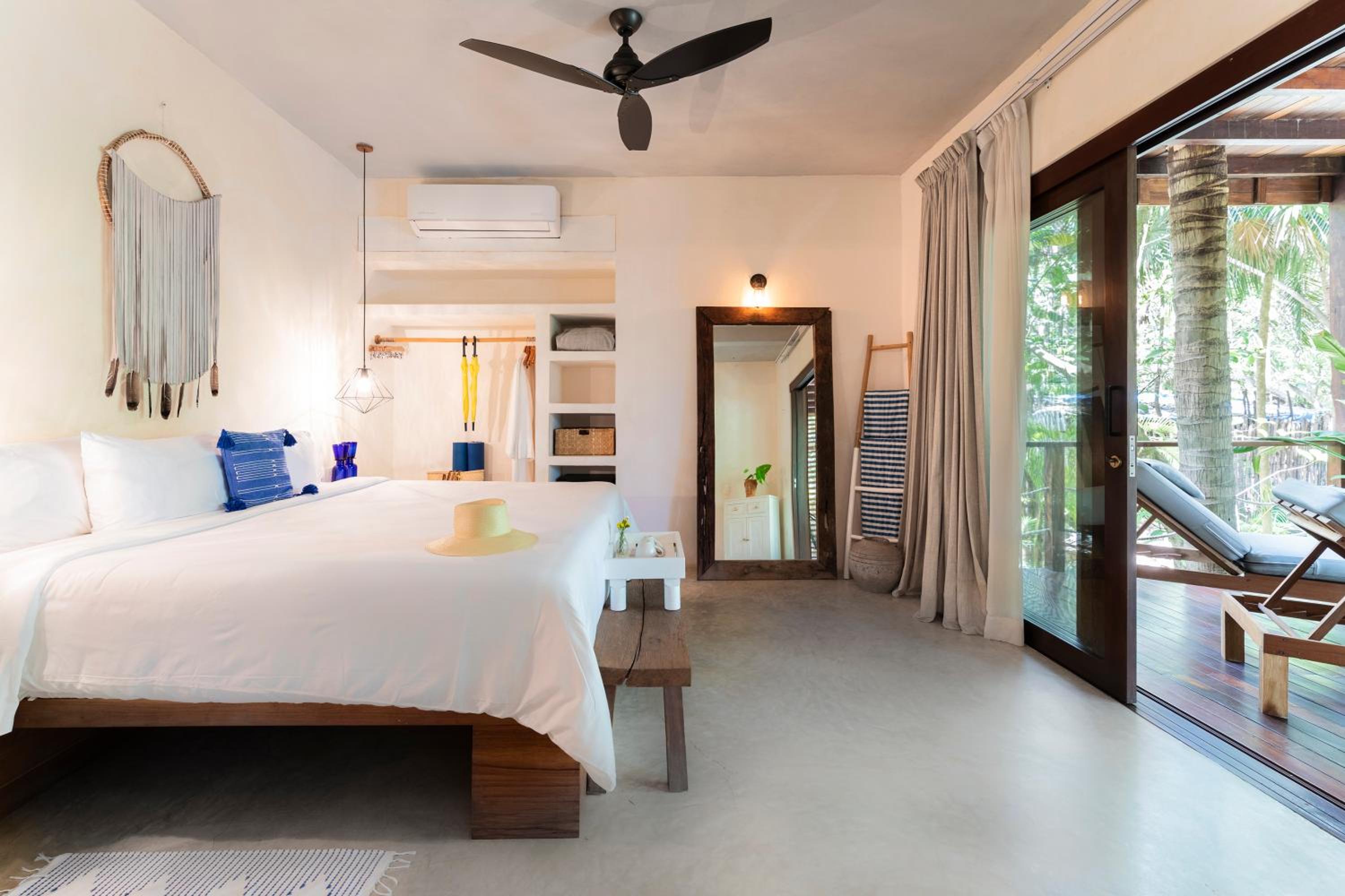 Jungle Suite with Terrace