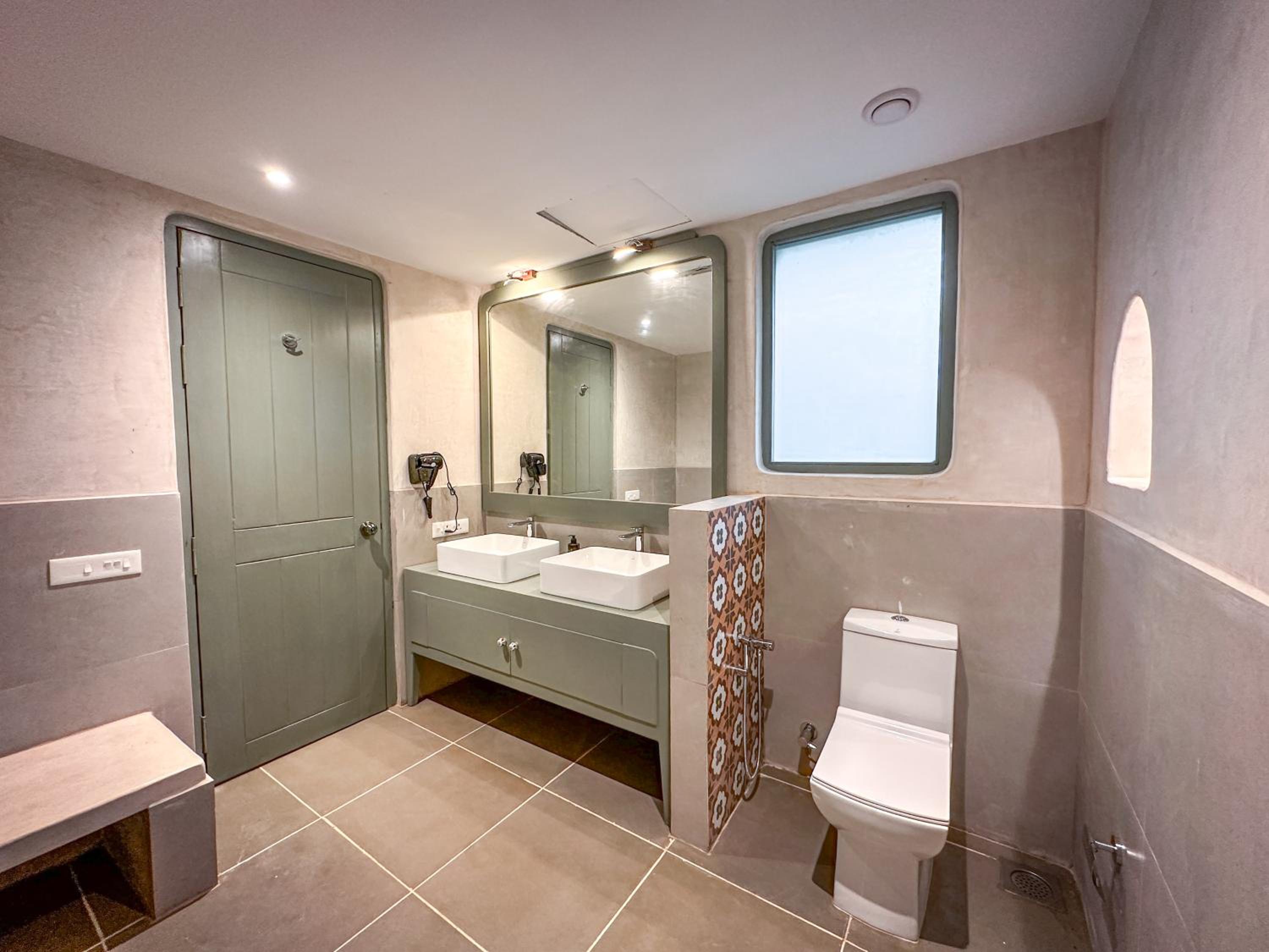 Heritage Room (with complimentary Kayaking and 20% off on Massage session)