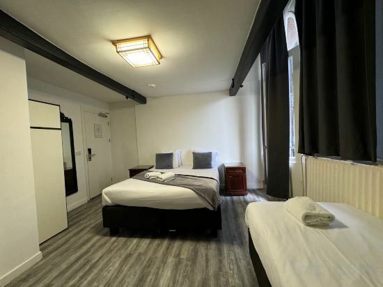 Triple Room With Balcony