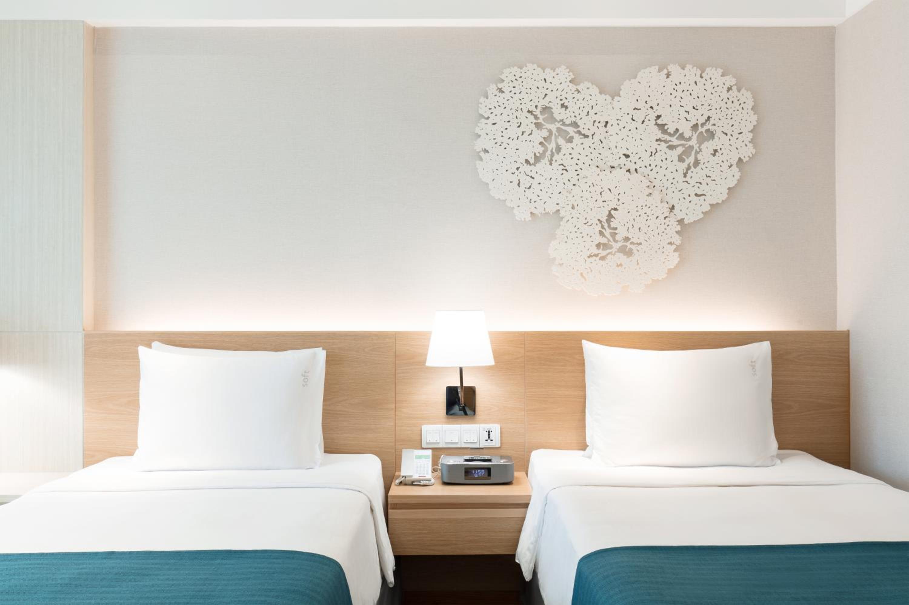 2 Single Standard Non Smoking - City View