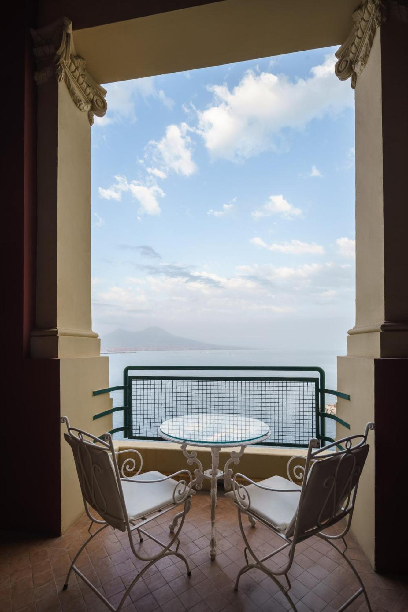 Family Room with Sea View