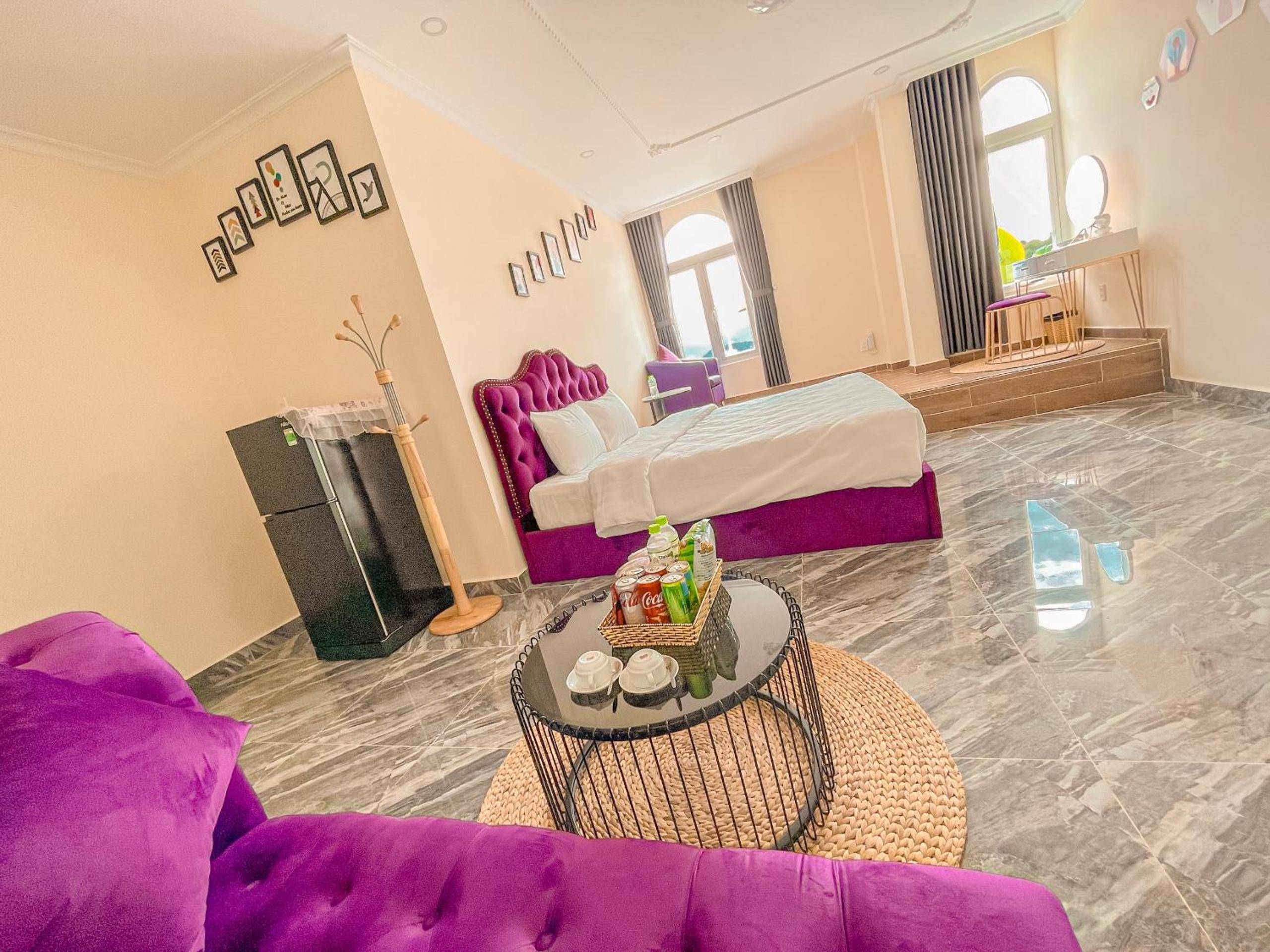 Suite With Mountain View