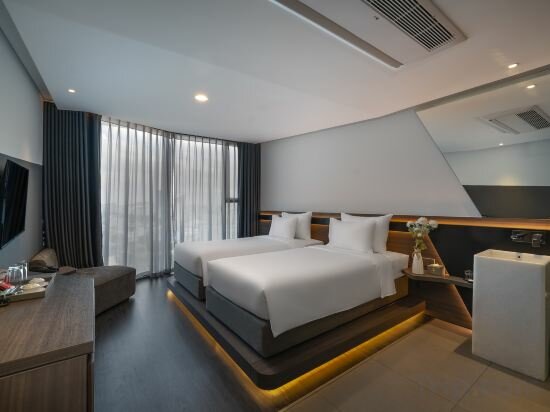 Deluxe City View Double Or Twin Room