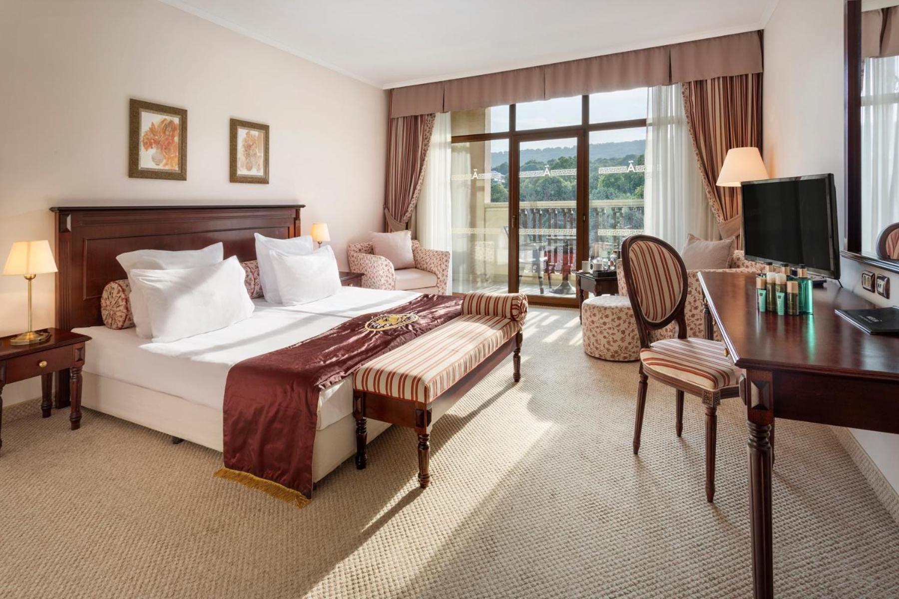 Premium THE LEVEL Room with Park View - High Floor