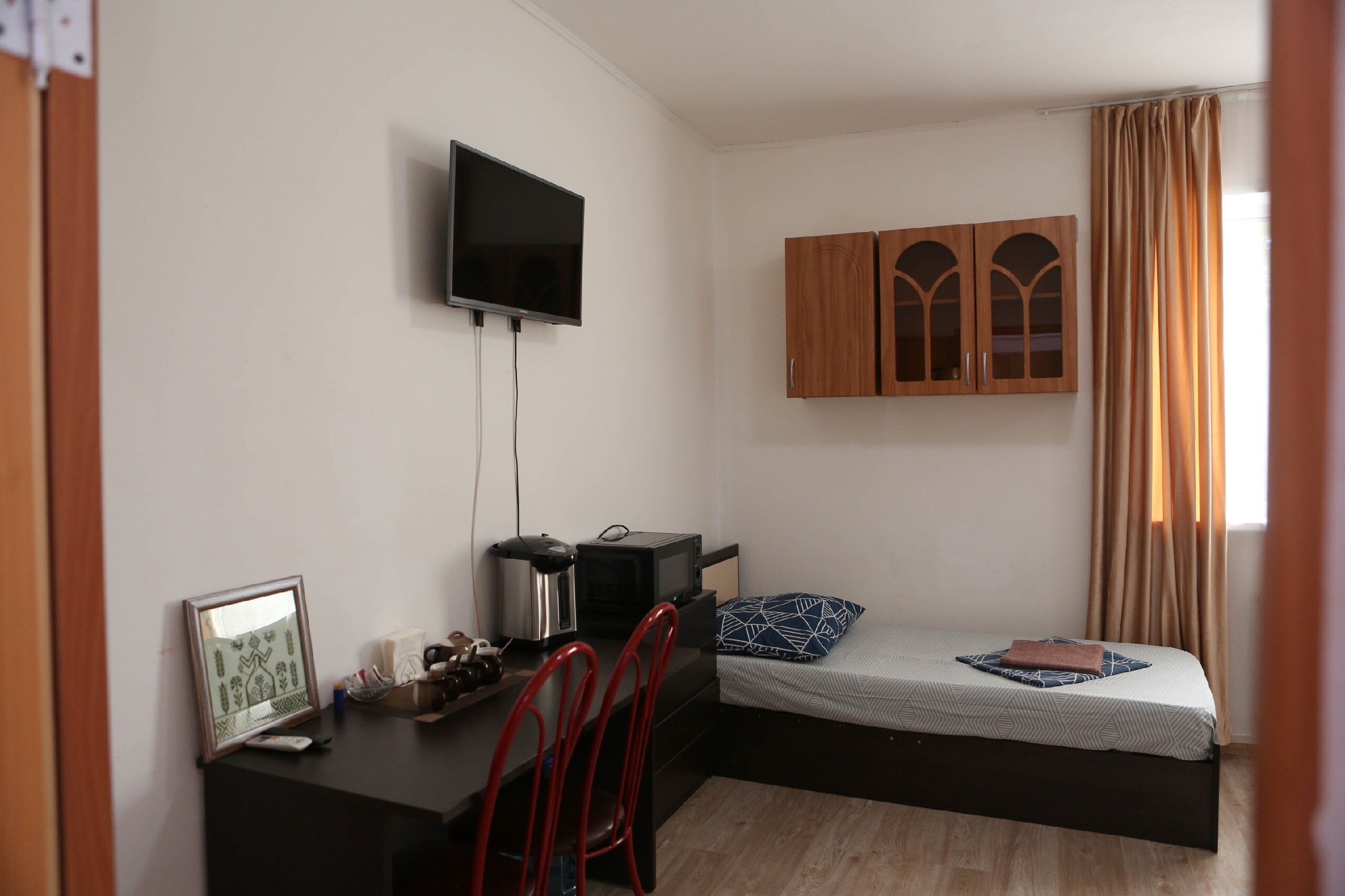 Cемейный номер с собственной ванной комнатой