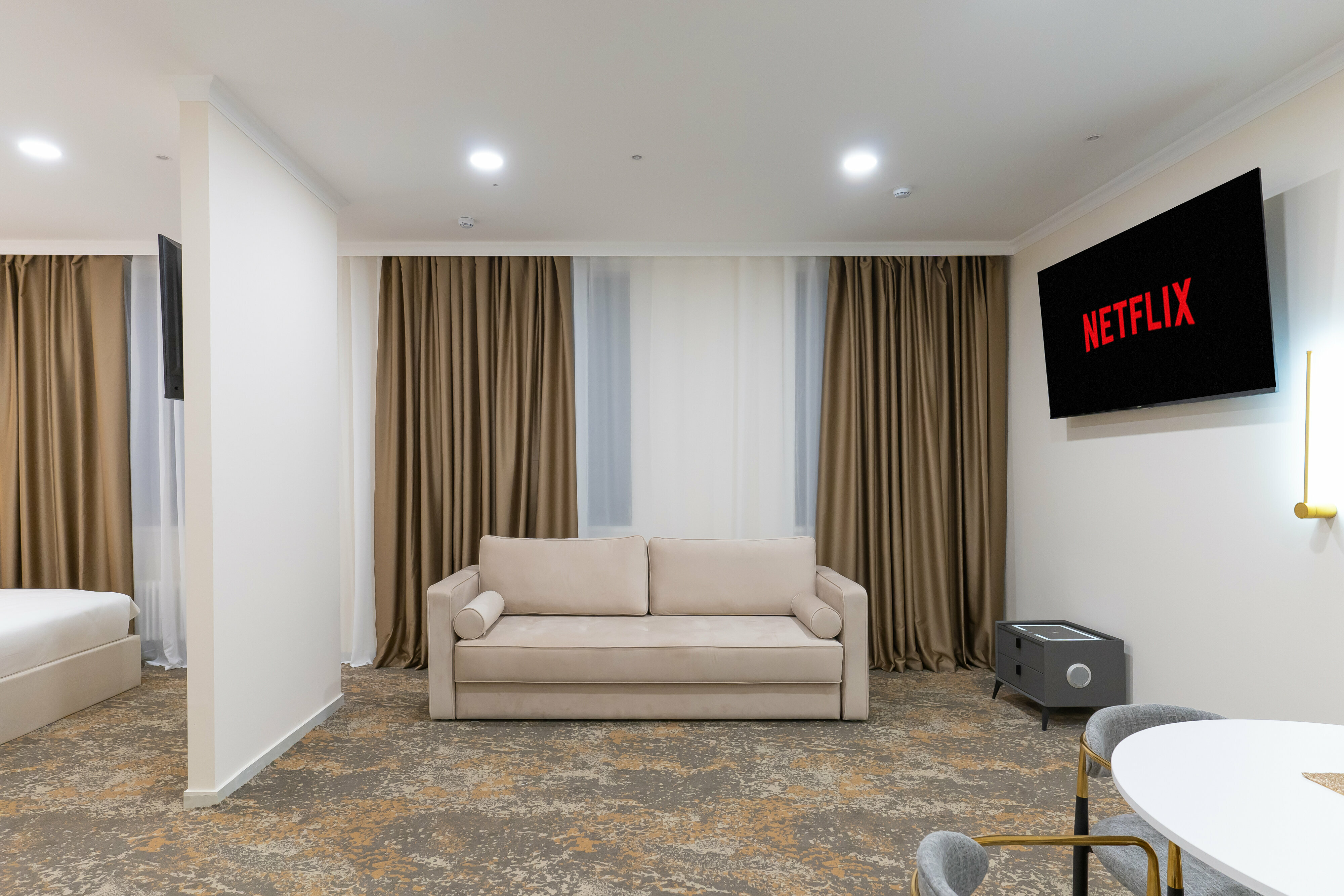 ЛЮКС ВЫСОКИЙ ЭТАЖ