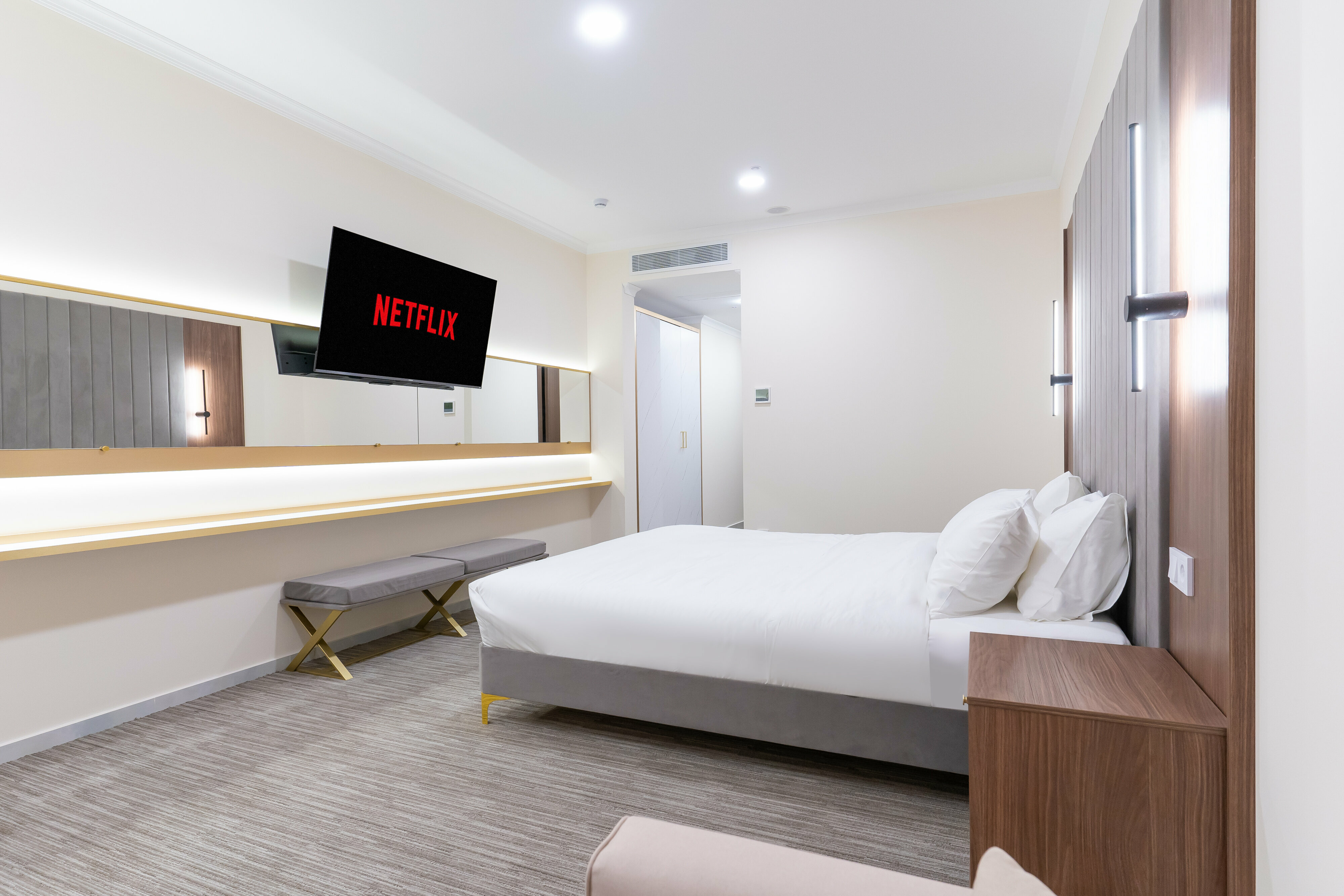 СТАНДАРТ ПЛЮС С ВИДОМ НА МОРЕ ВЫСОКИЙ ЭТАЖ