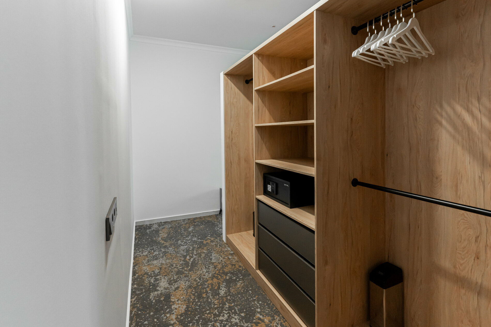 ГРАНД ЛЮКС ДВУХКОМНАТНЫЙ ВЫСОКИЙ ЭТАЖ