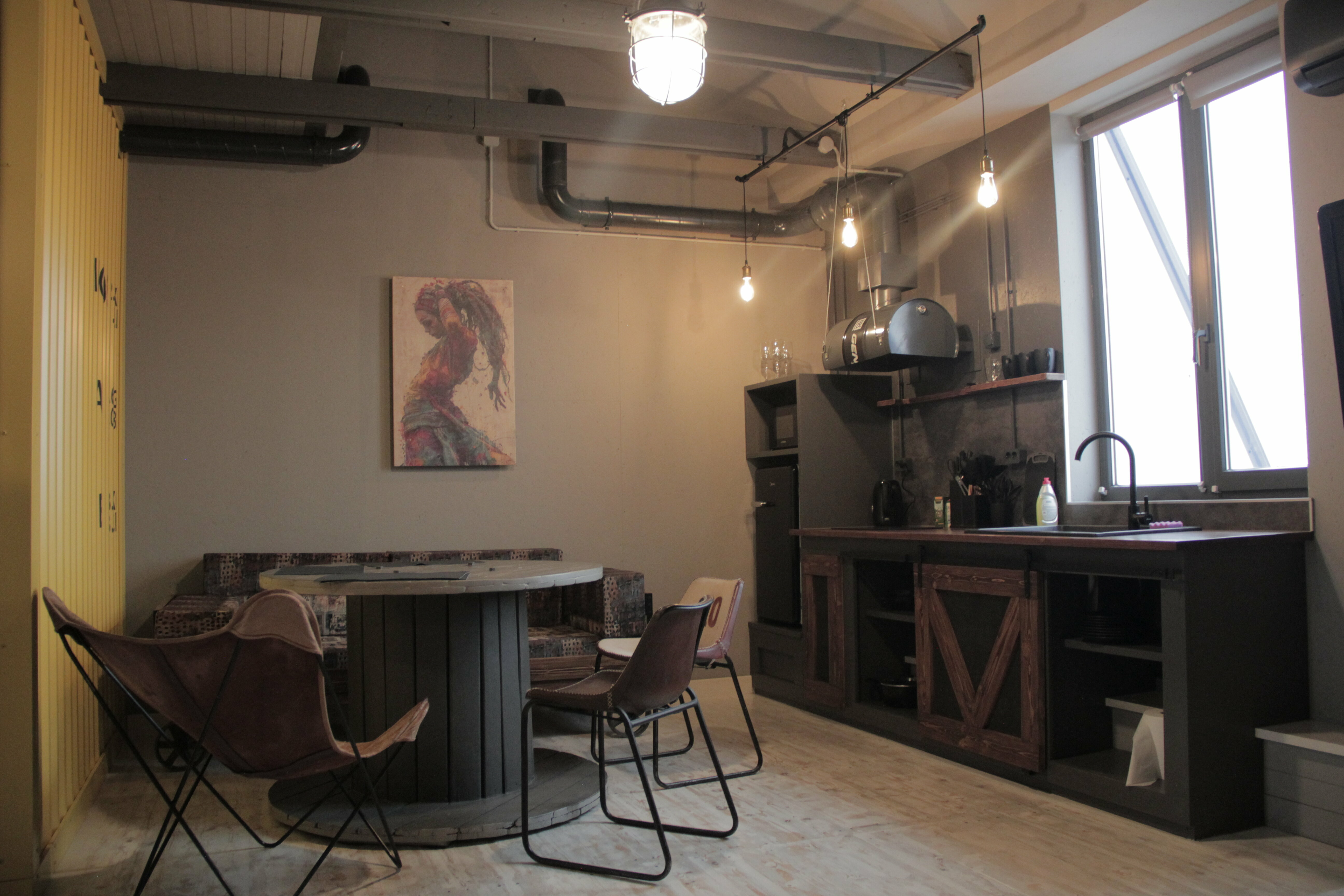 Семейный четырехместный номер с удобствами и кухней №18