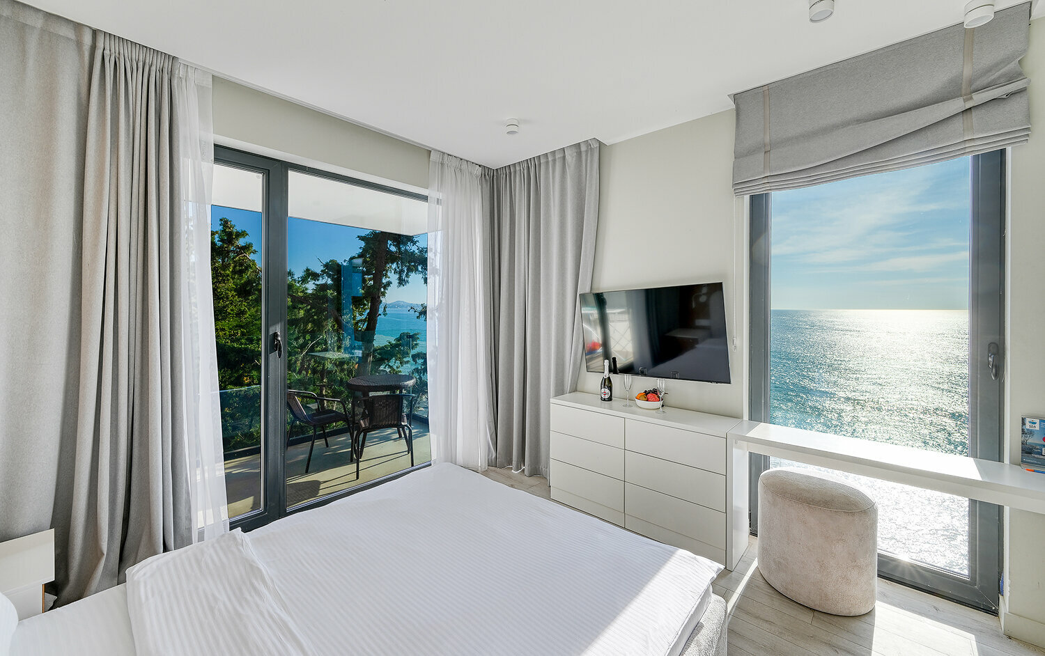 Студия с прямым видом на море  №320