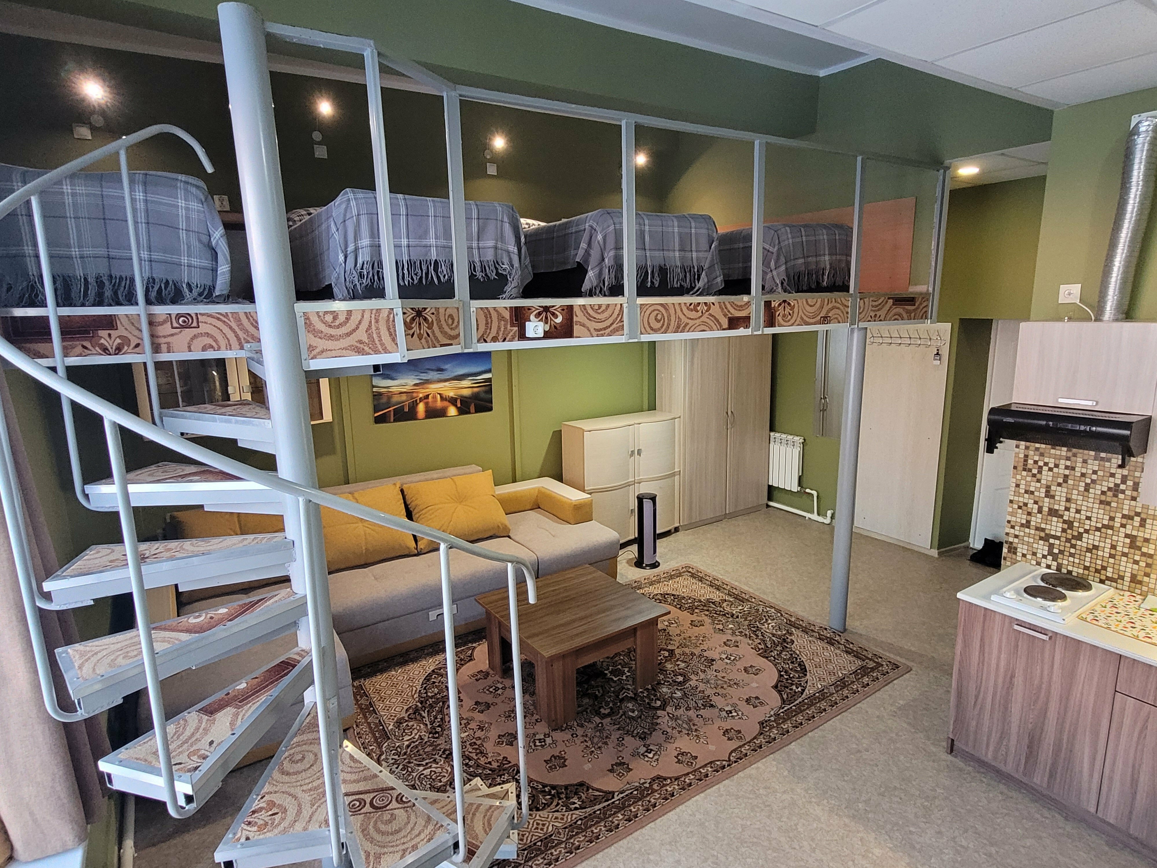 Четырехместный номер с видом на горы