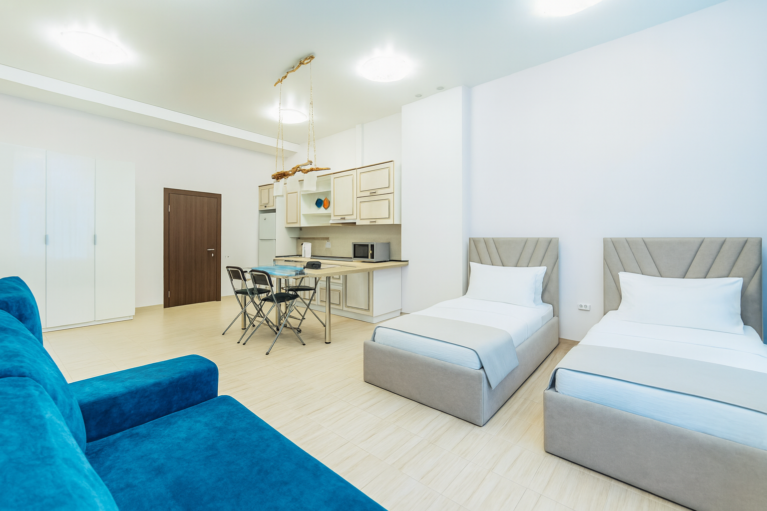 Улучшенный двухместный номер с 2 отдельными кроватями