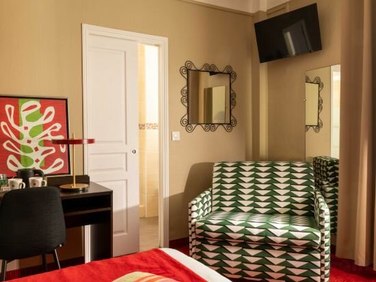 Superior Triple Room