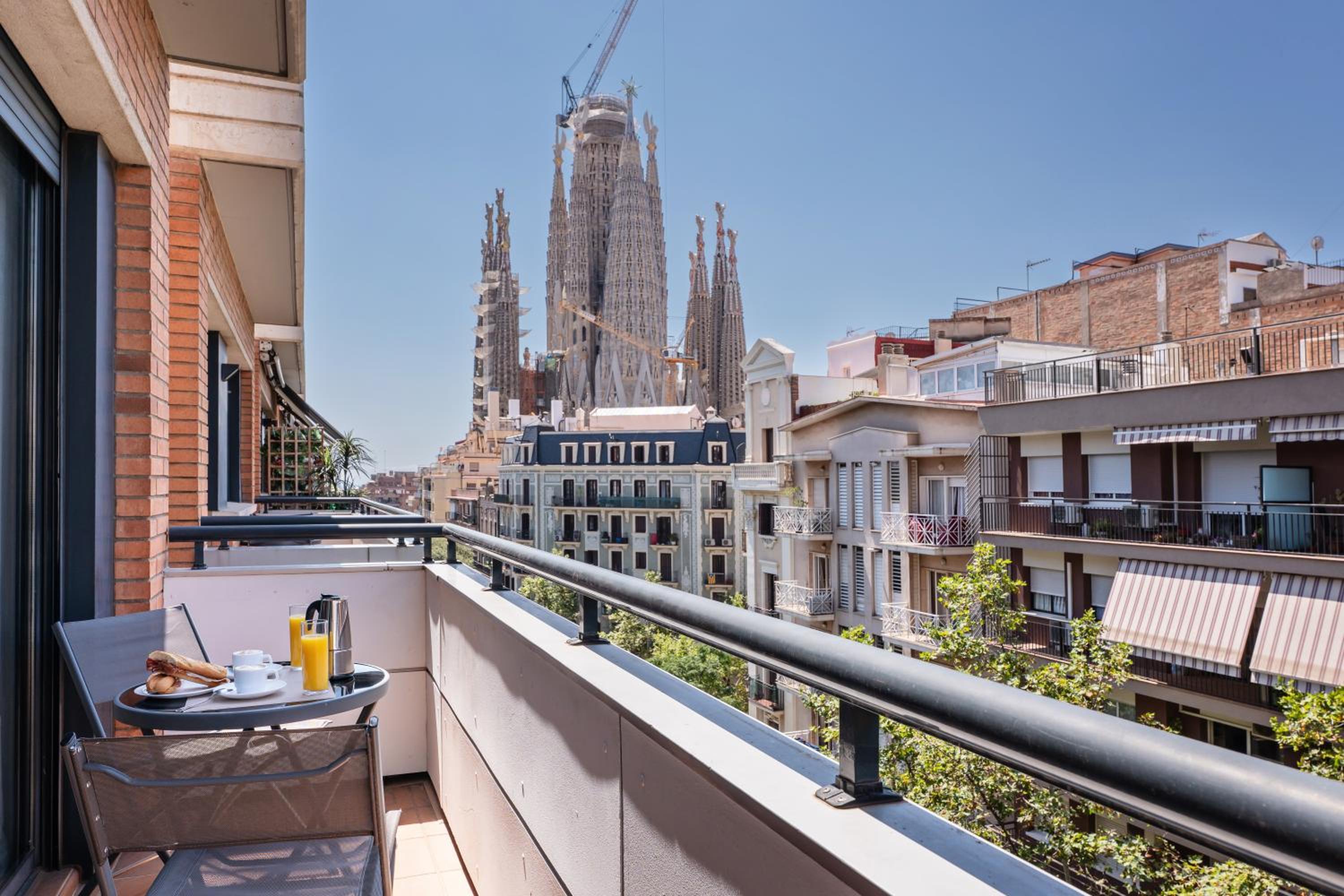 Two-Bedroom Apartment (3 Adults)