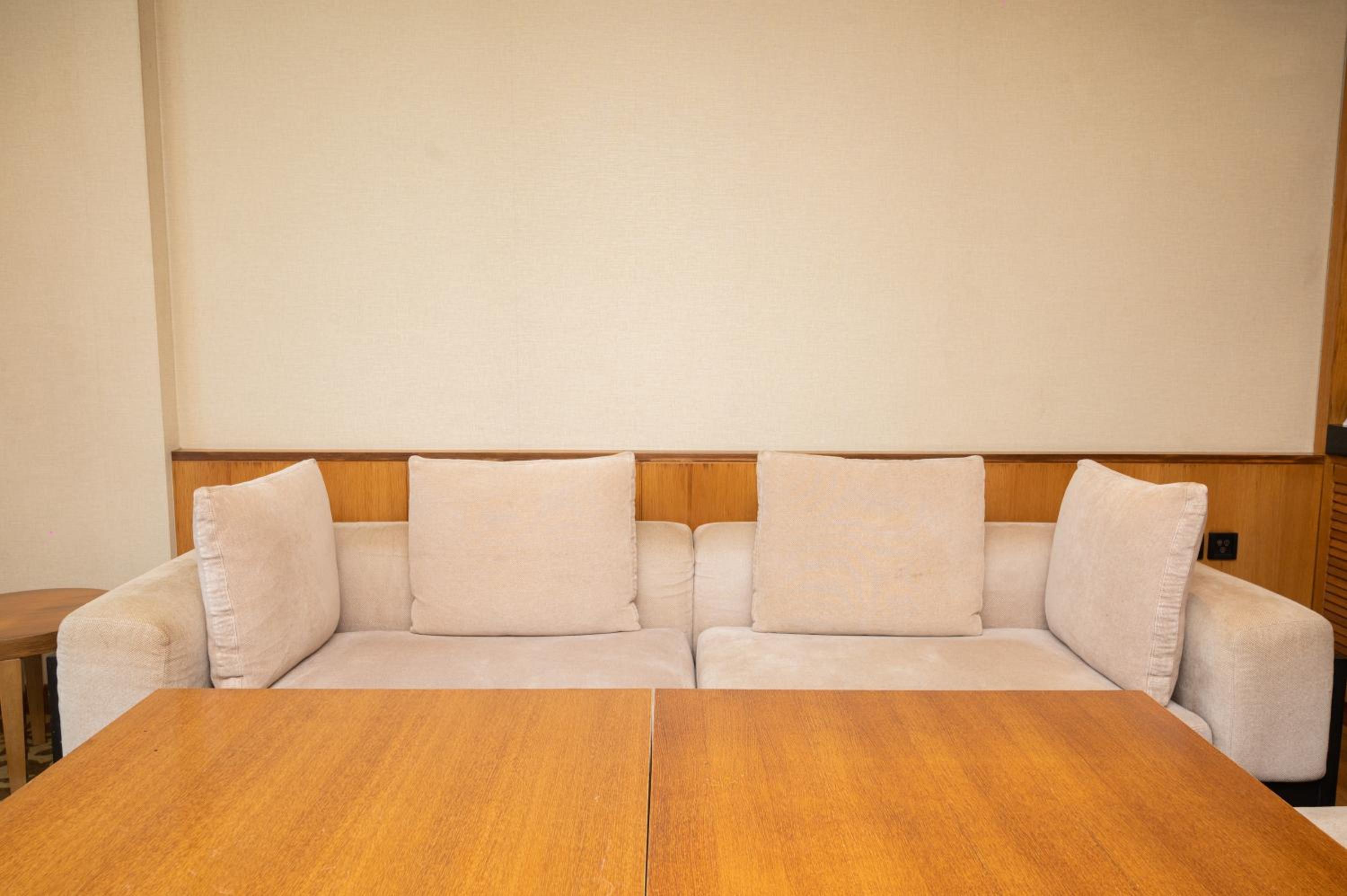 Executive King Suite with Lounge Access