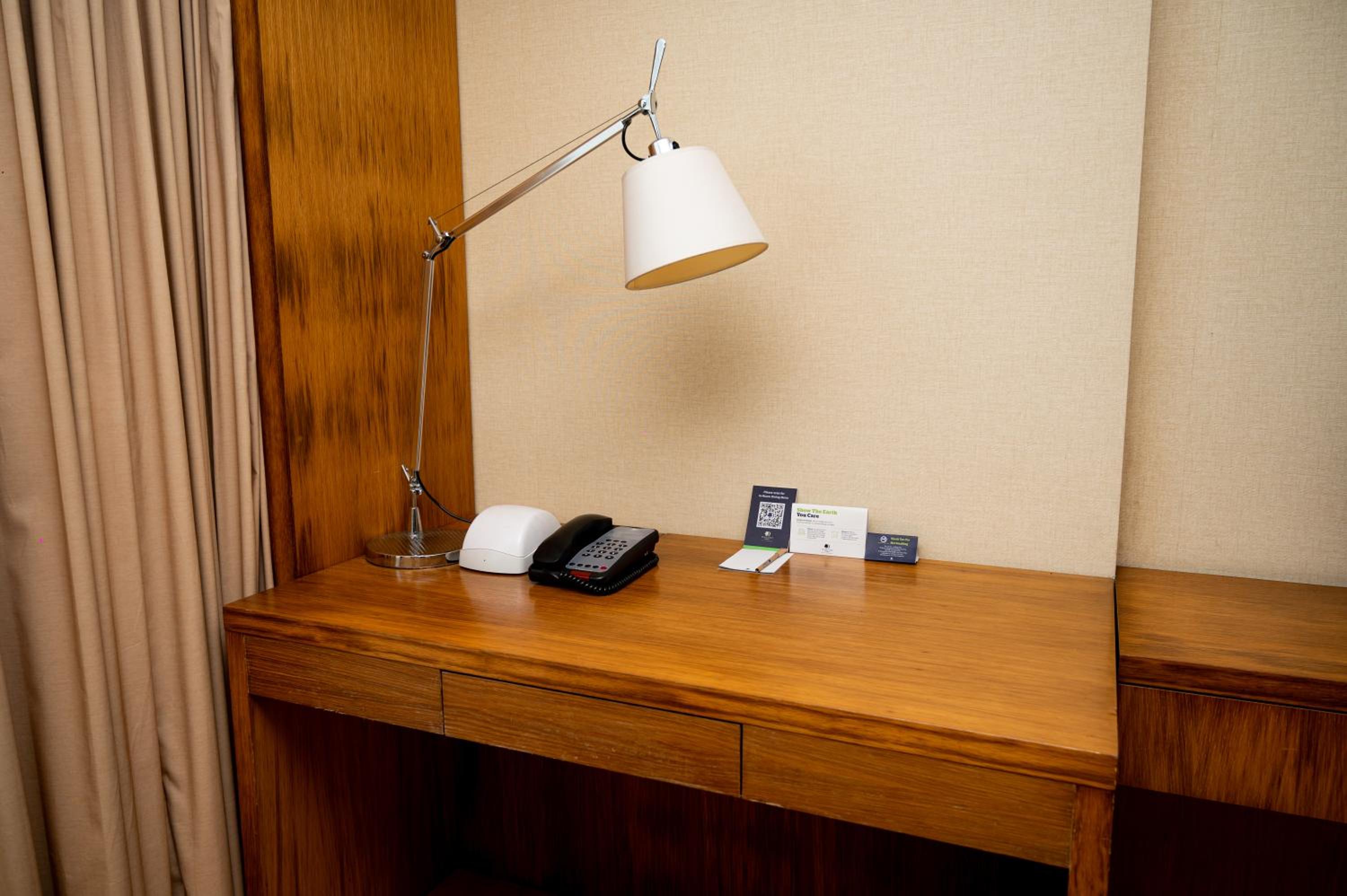 Executive King Suite with Lounge Access