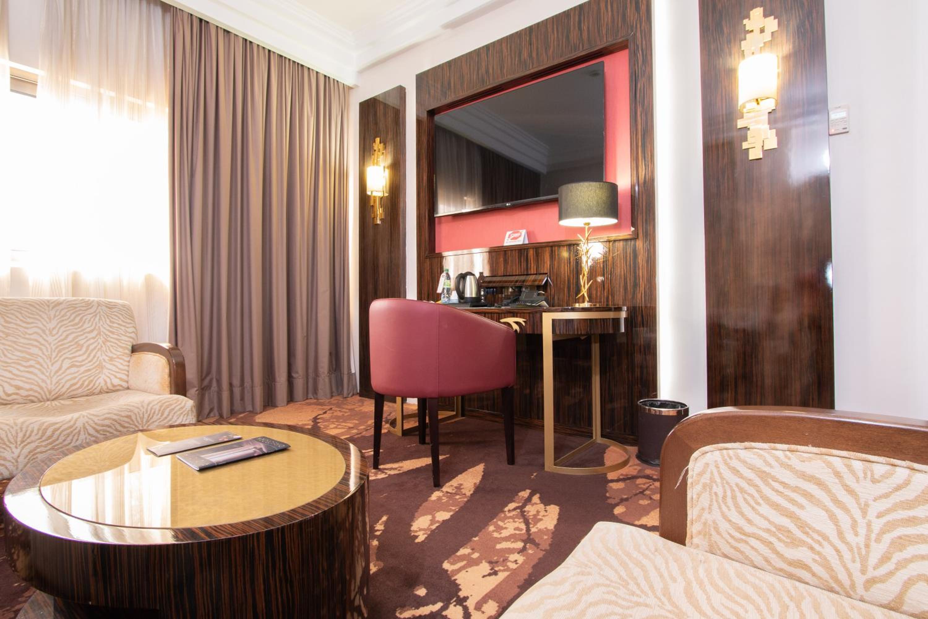 Suite with City View