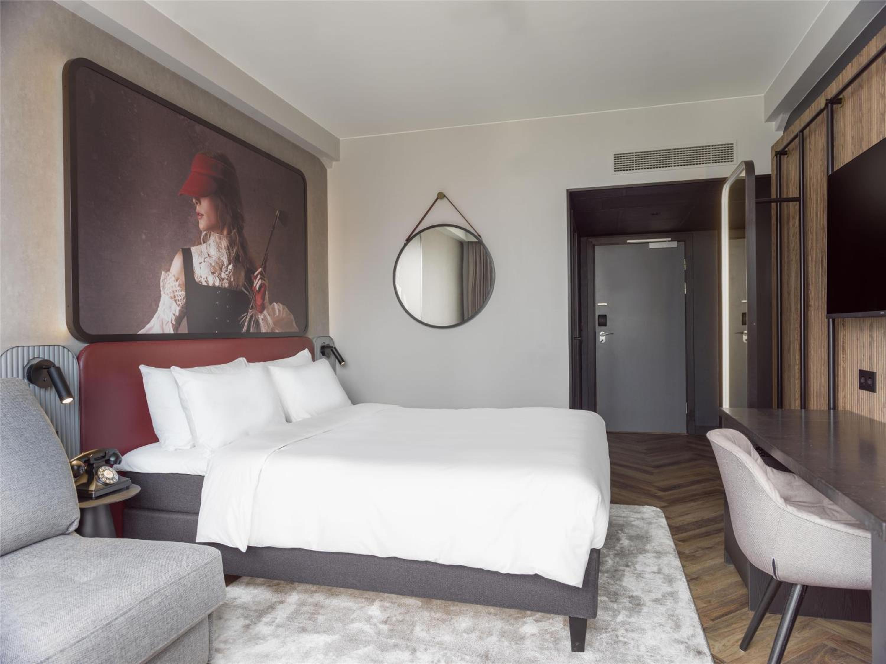 Net Zero Premium Room