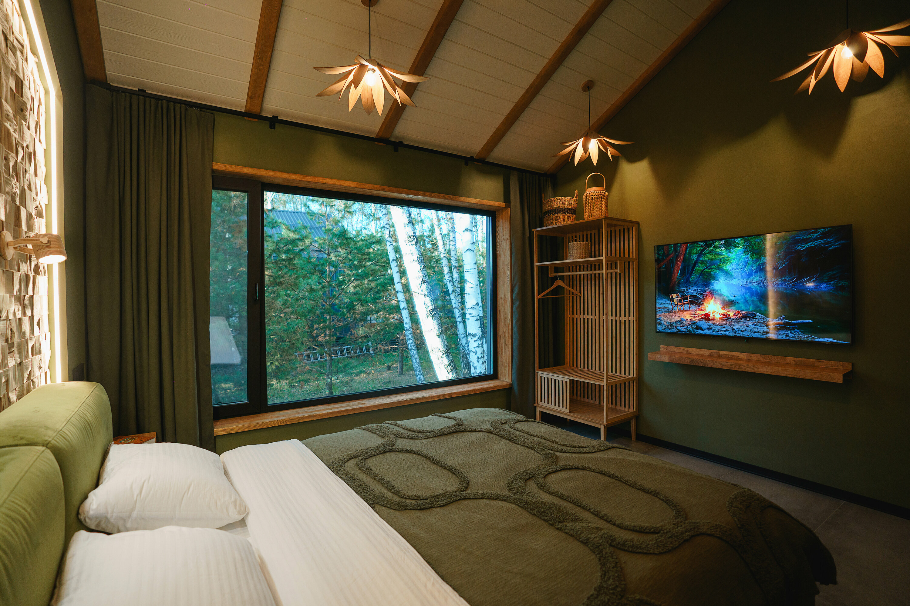 Коттедж с видом на лес