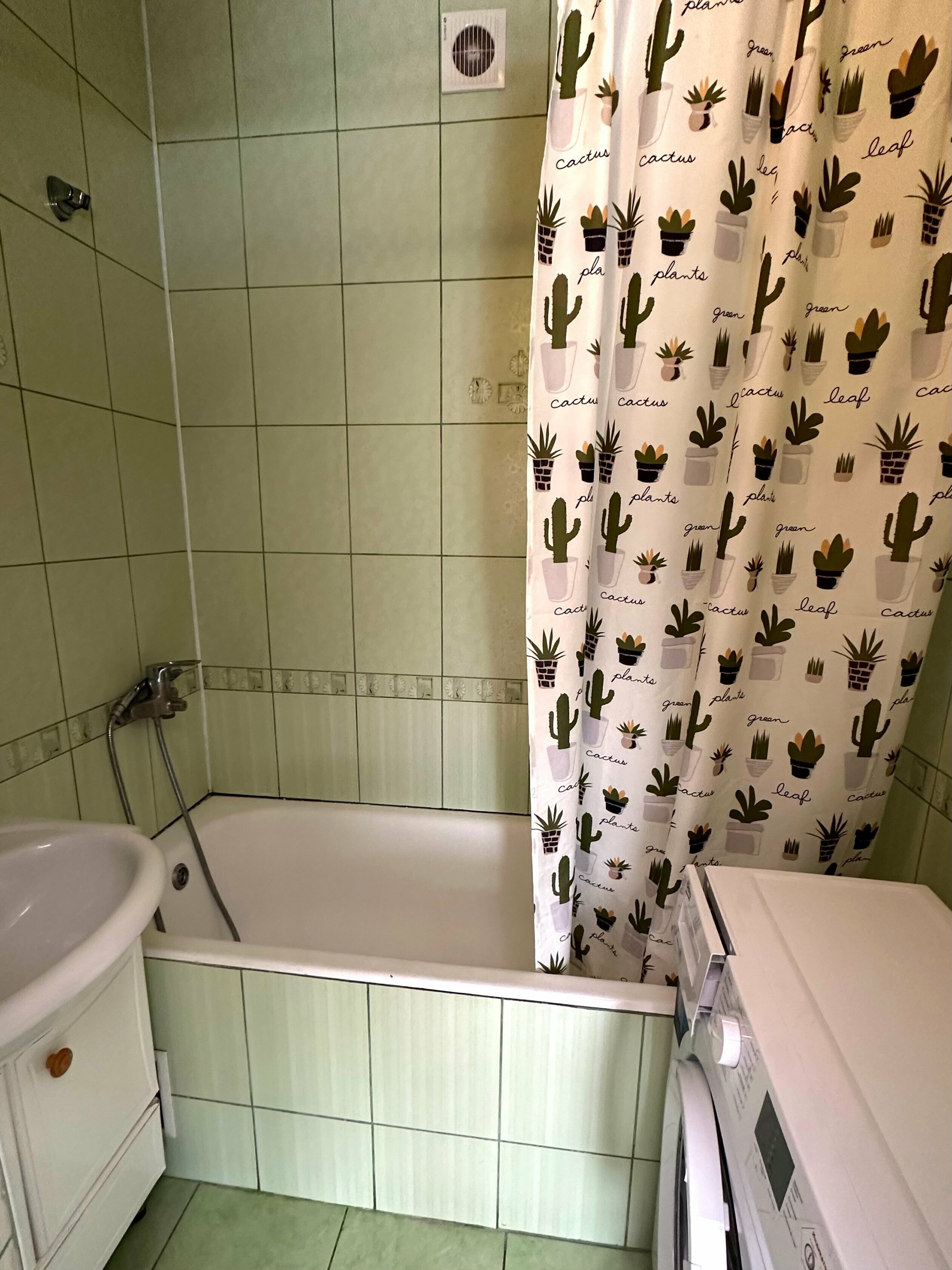 Апартаменты с балконом 2 спальнями