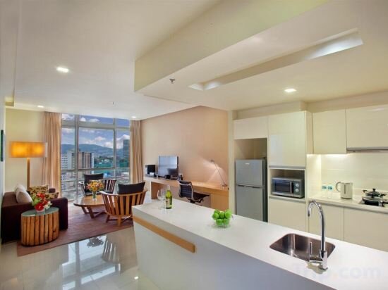 One Bedroom Premier Suite