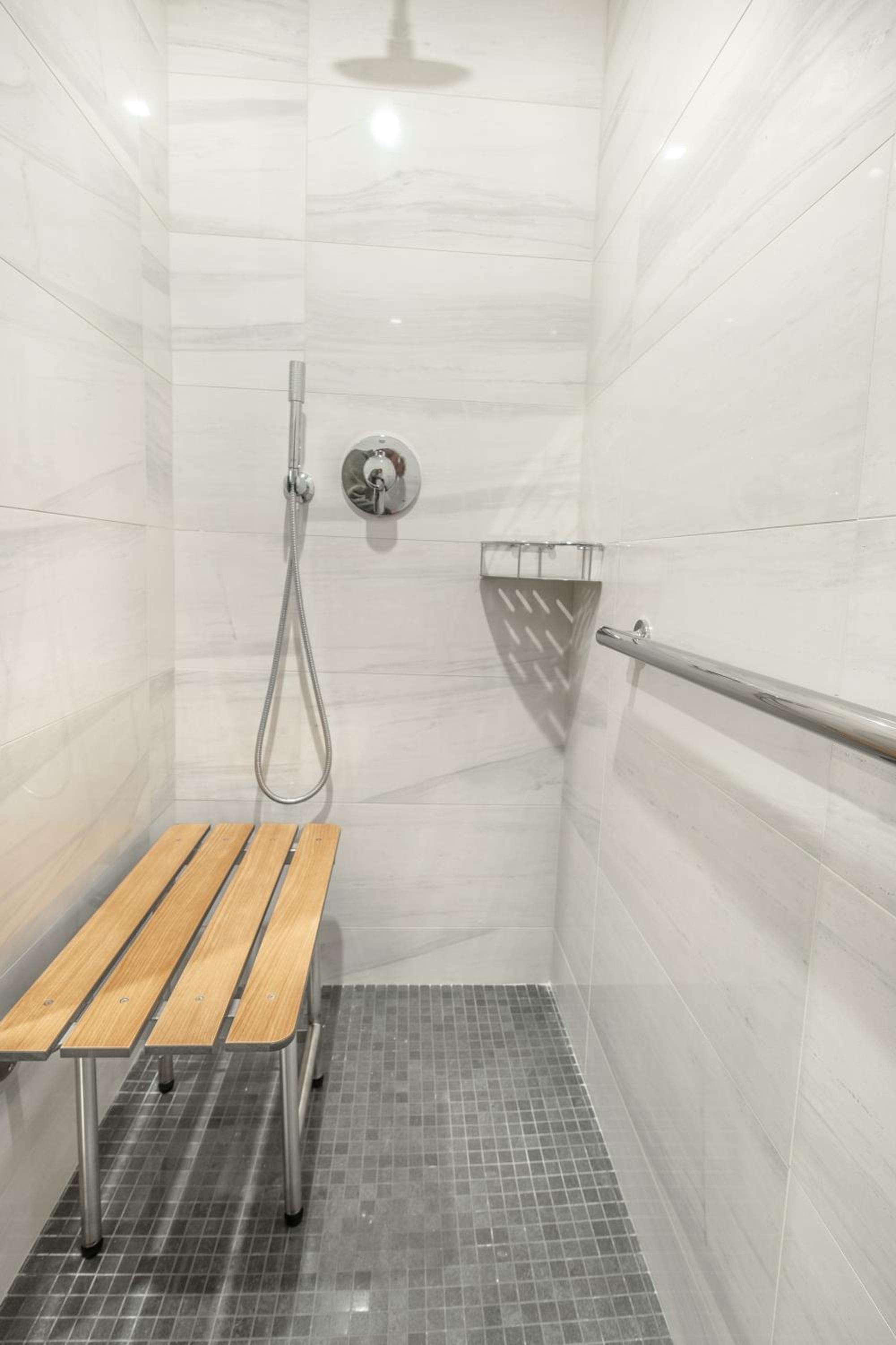 Premier King Room - Accessible