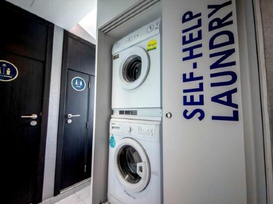 Private Room With 2 Queen Capsules