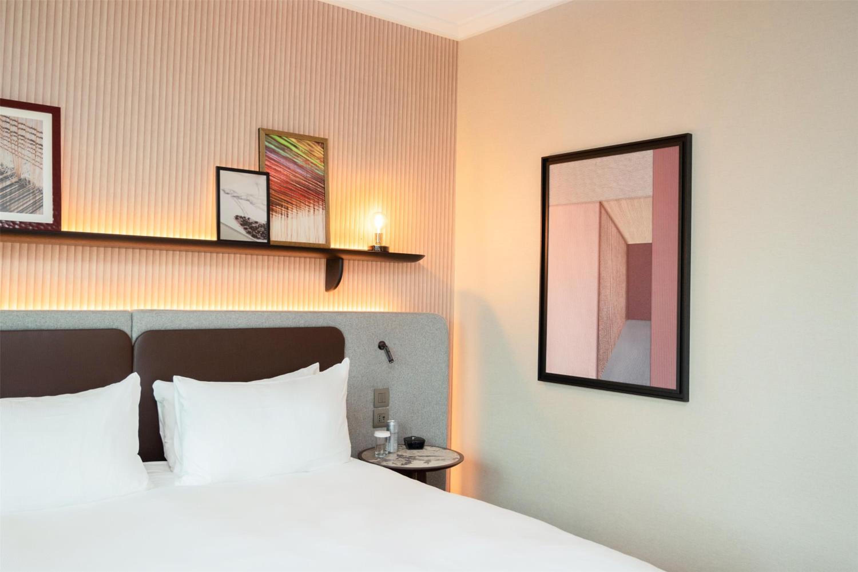 Executive Deluxe King Room