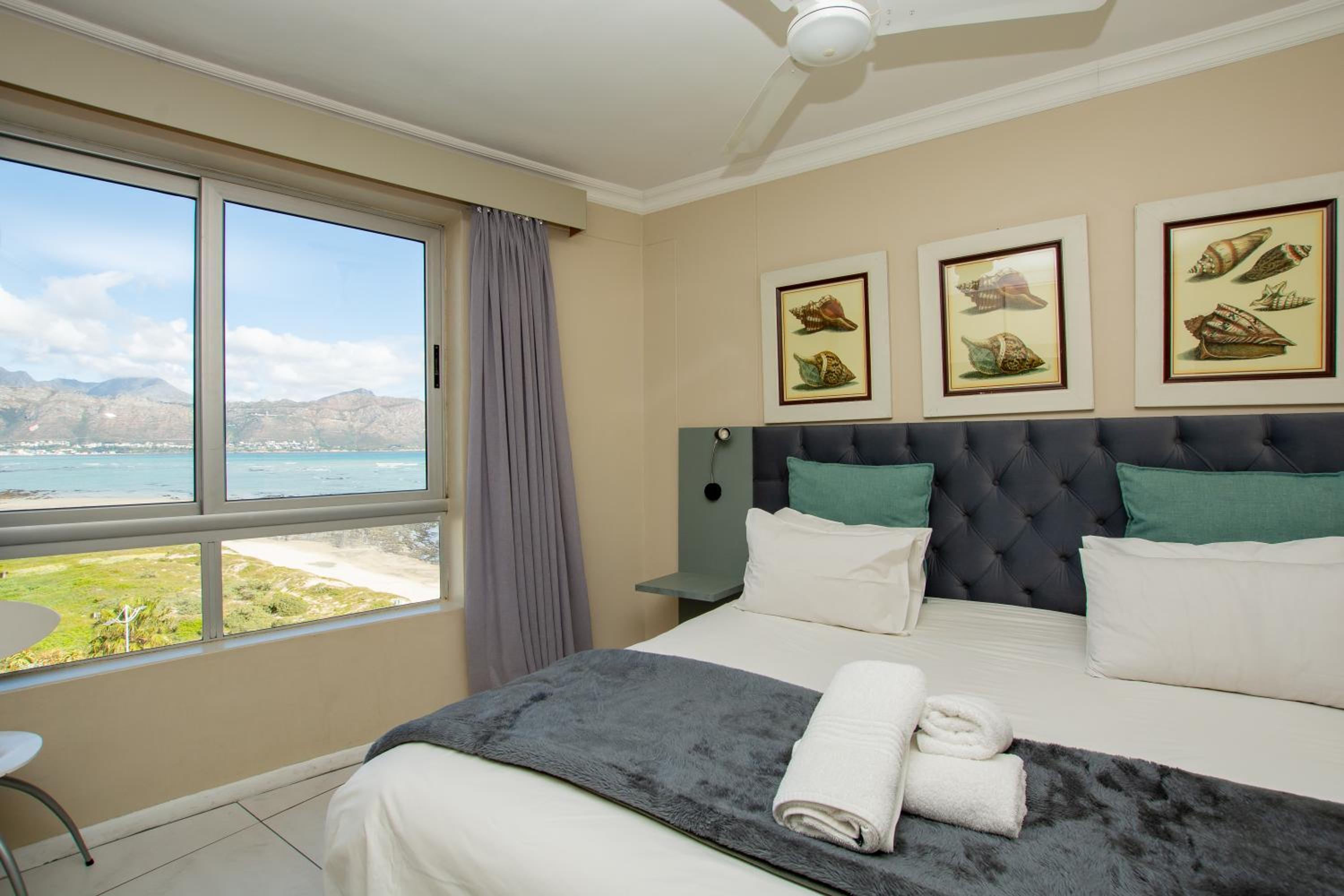 One Bedroom Sea Facing Suite